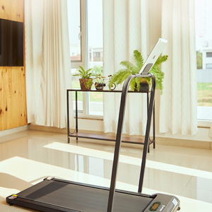 Smartrun Baytown 2HP Peak Walking pad | Max Speed-8kmph | Max Weight-110kg | Walking Pad for Home Use (with 6 months extended warranty)