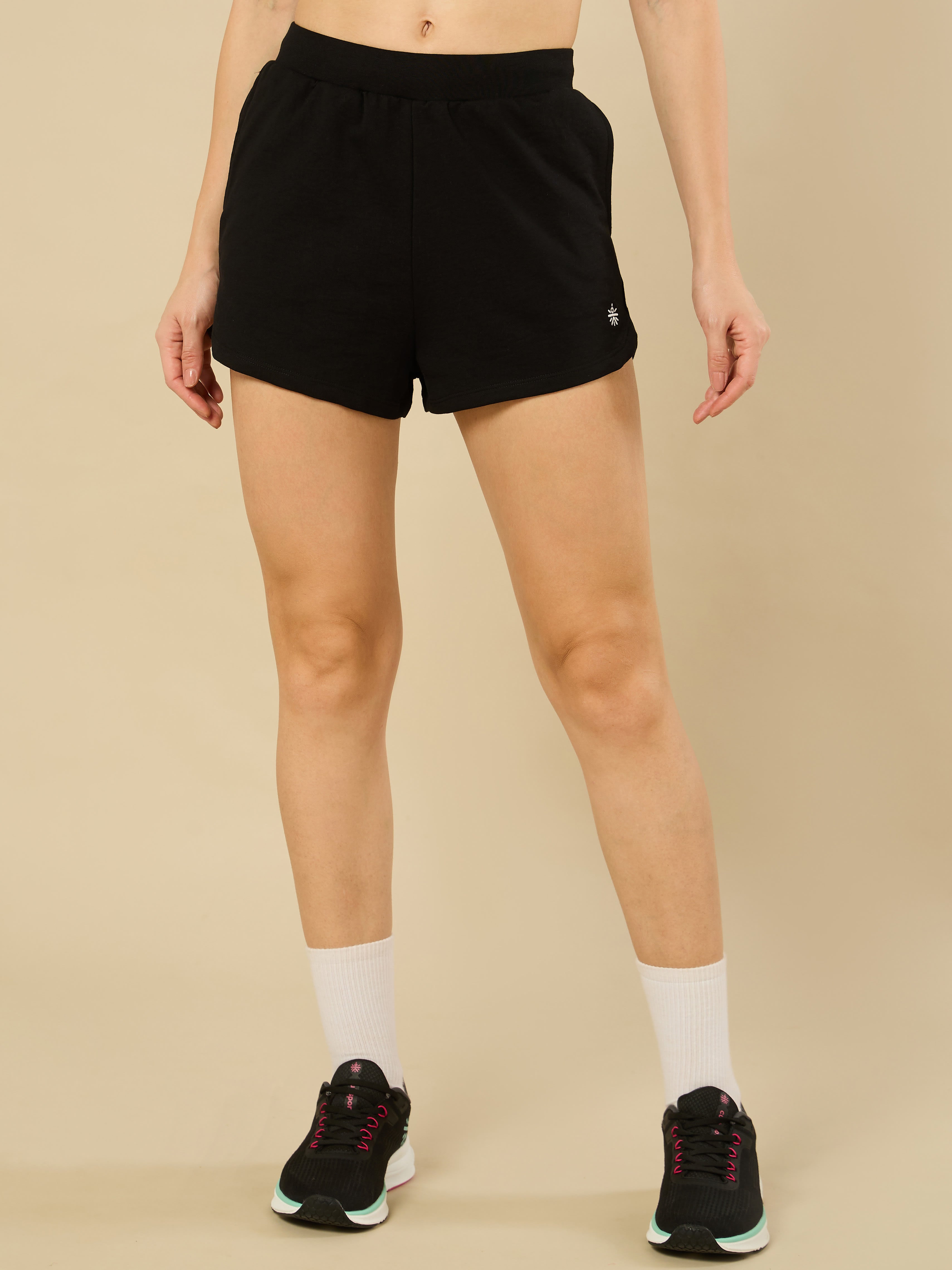 Cult Play Black shorts