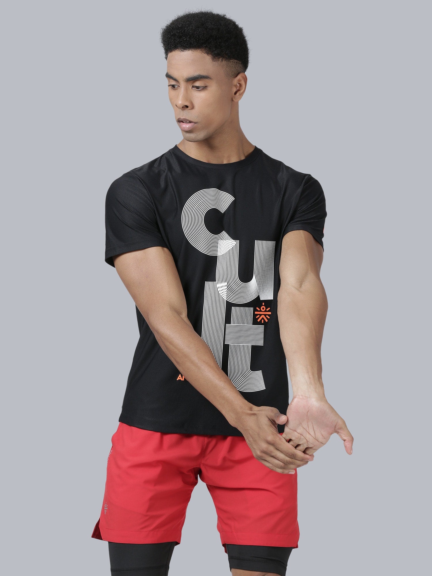 Signature Cult Black Running Tee