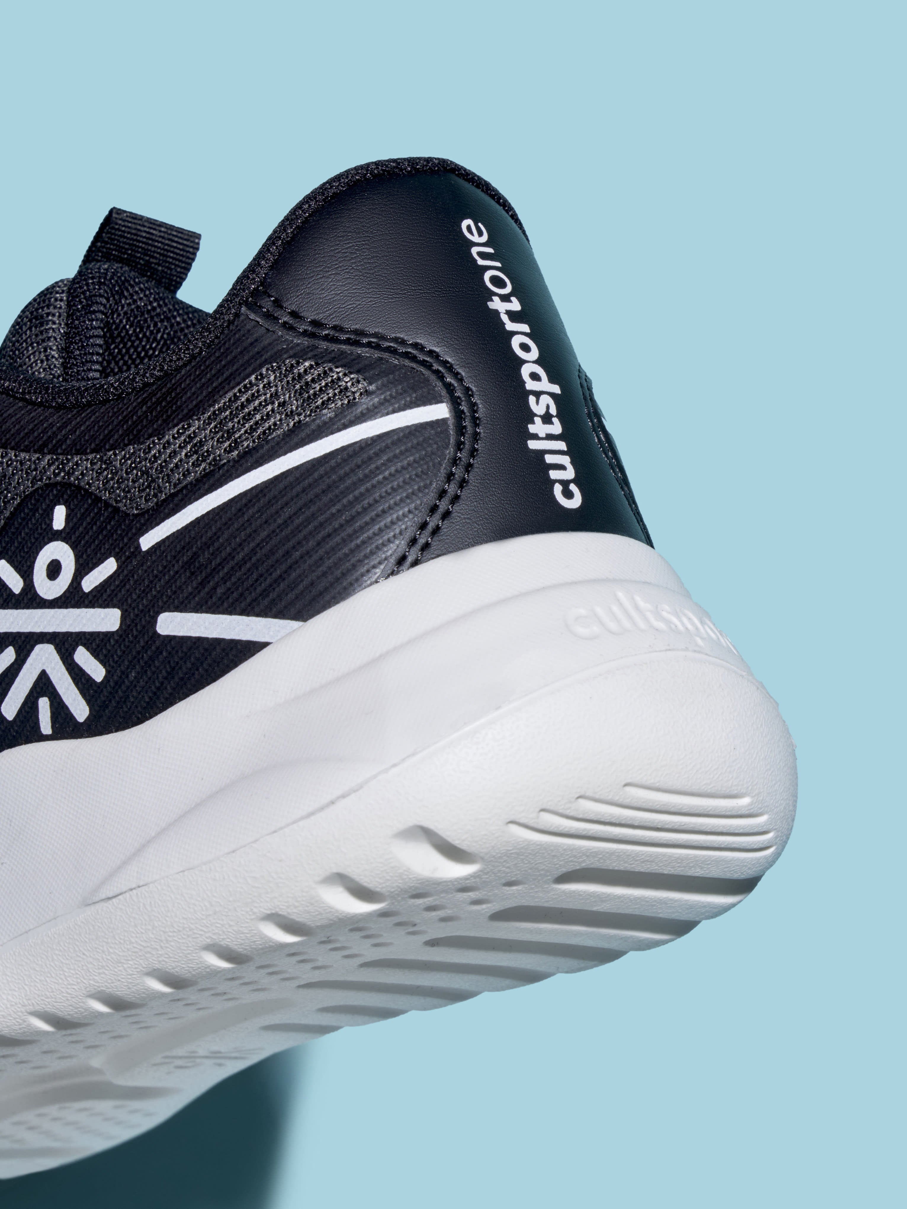 cult Discovery Men Running Shoes