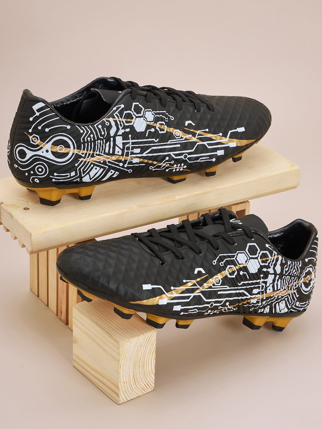 Avant Men's HustleX Football Shoes - Black