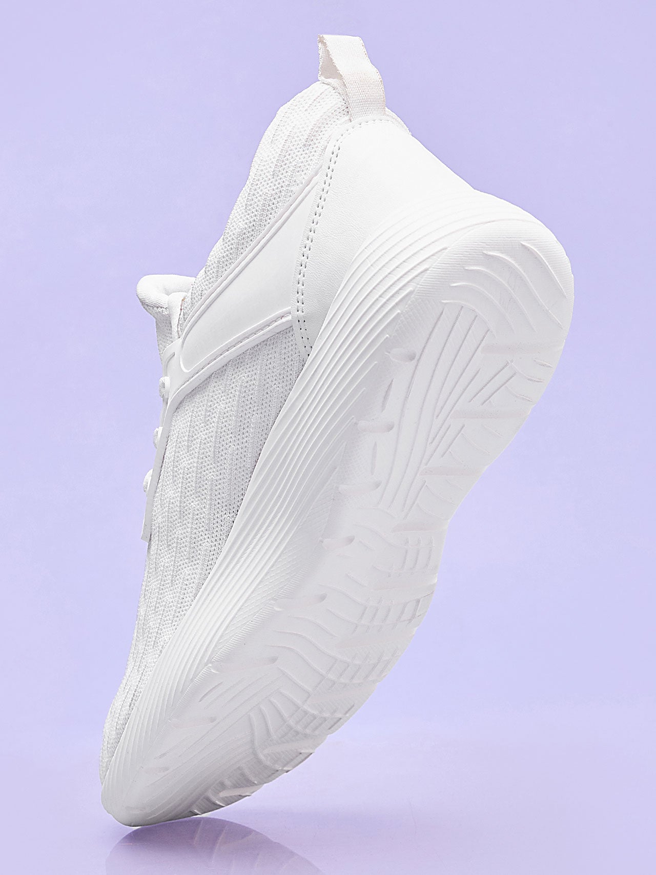 Avant Men's FeatherLite Running and Walking Shoes- White