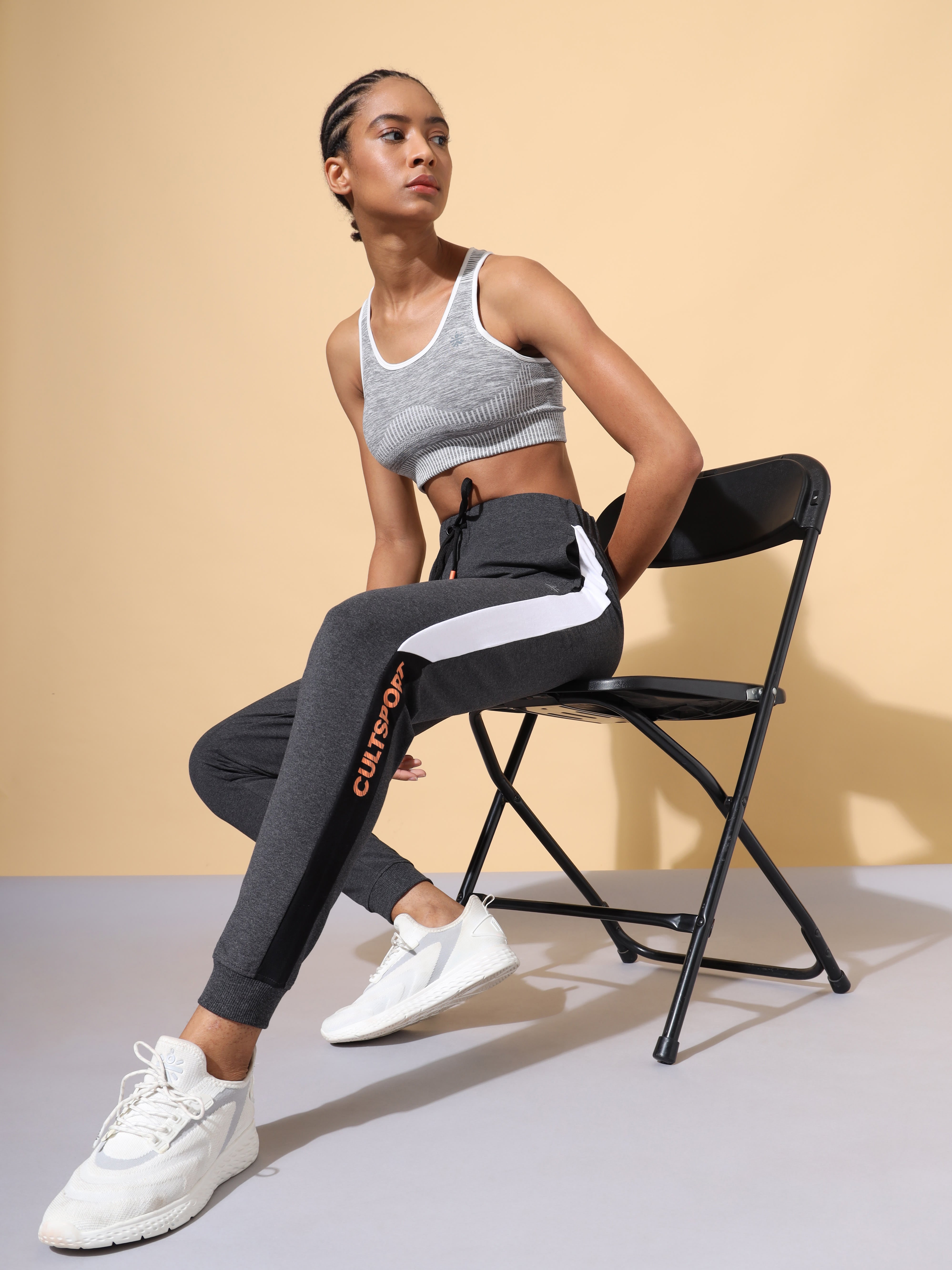 Women Dark Grey Vitals Solid Running Joggers