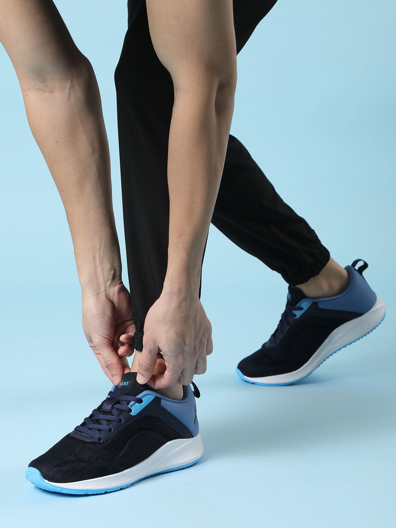 Avant Men's SkyDash Walking Shoes - Black/Blue