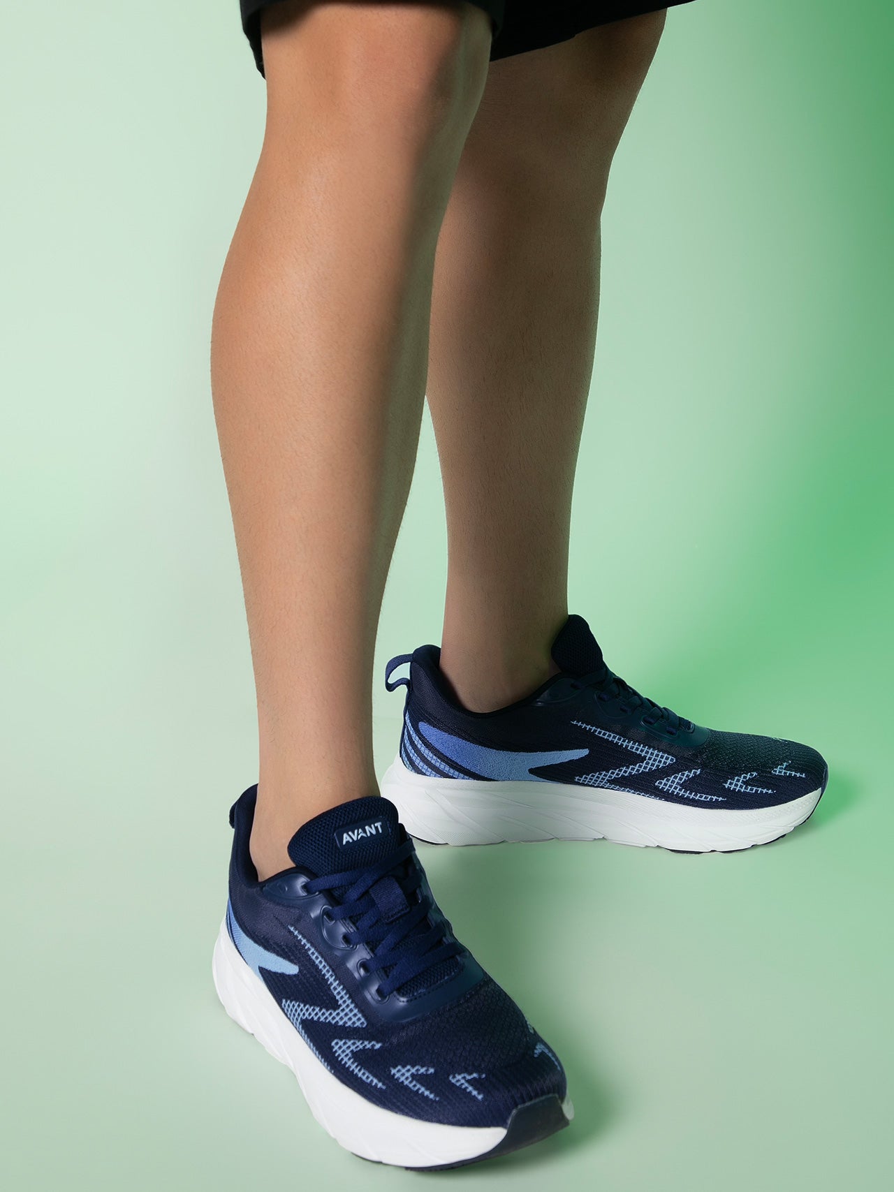 Avant Men's Thrust Running Shoes - Navy Blue