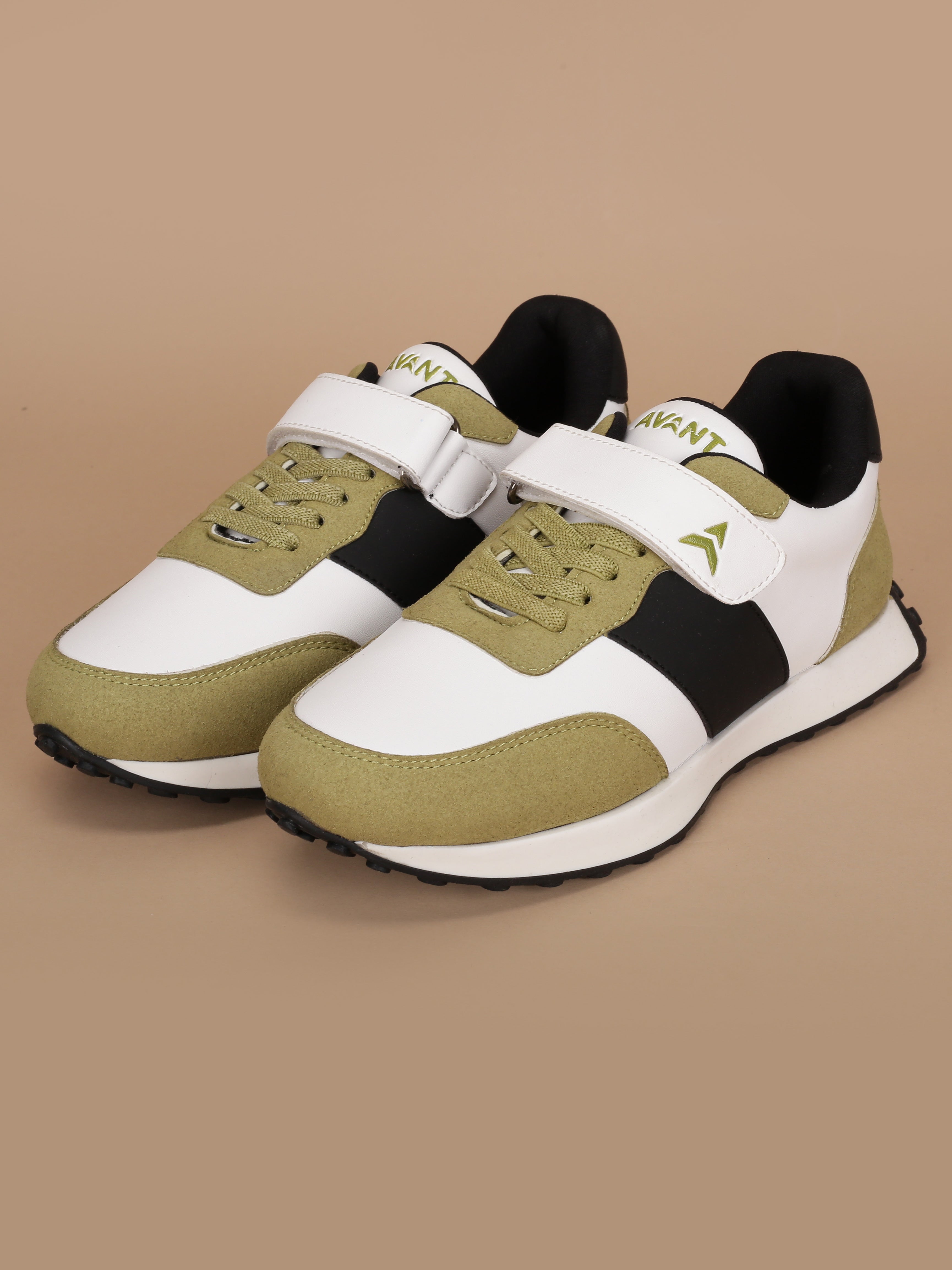 Avant Kids' TrailPals Sneakers - Olive/Black