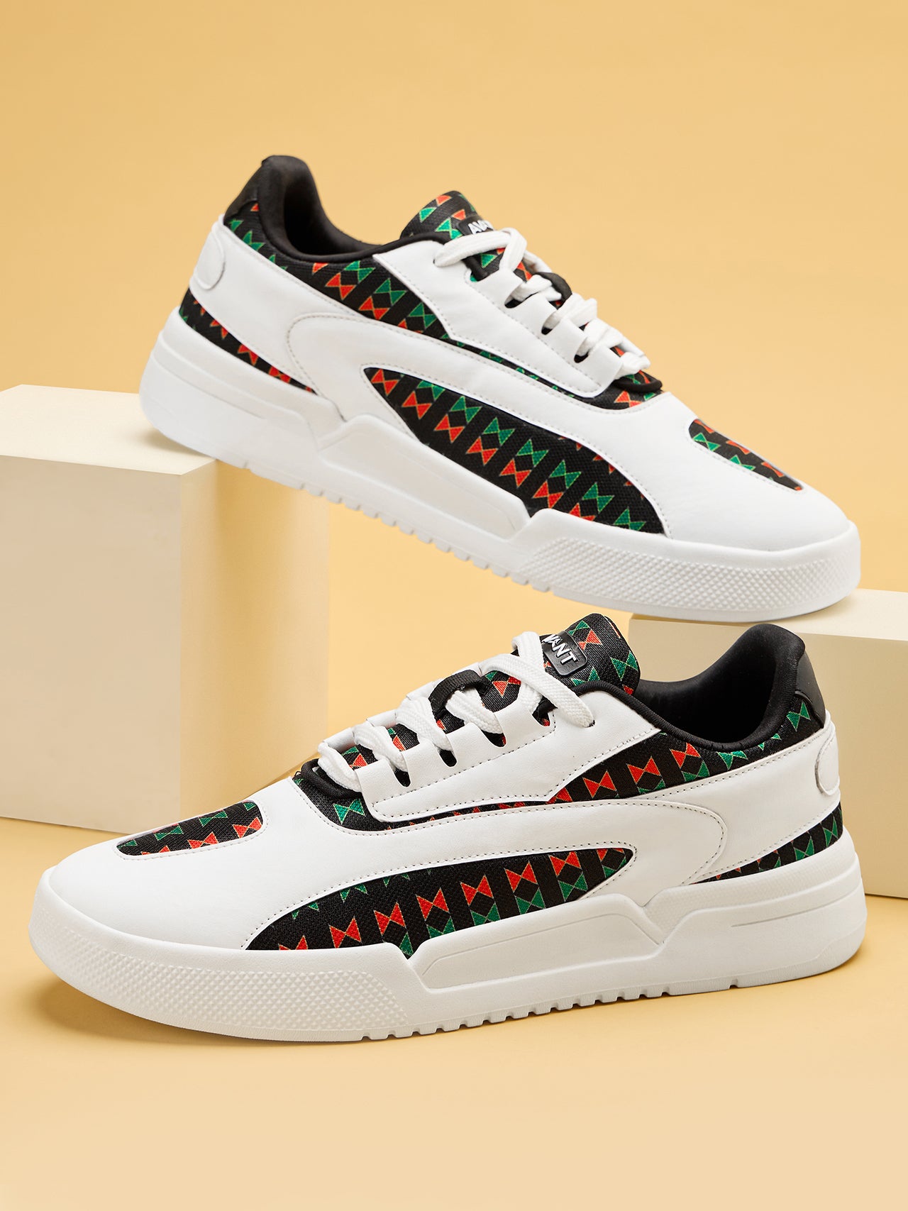 Avant Men's Maximus Sneaker Shoes - White/Black