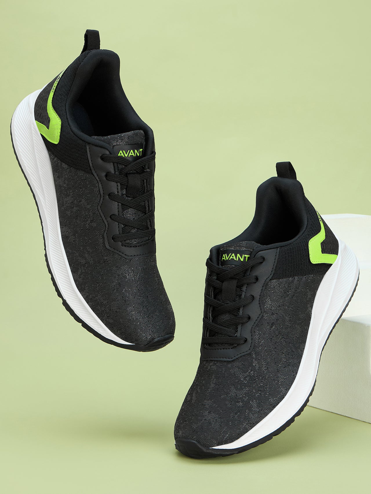 Avant Men's Omega Walking shoes-Black