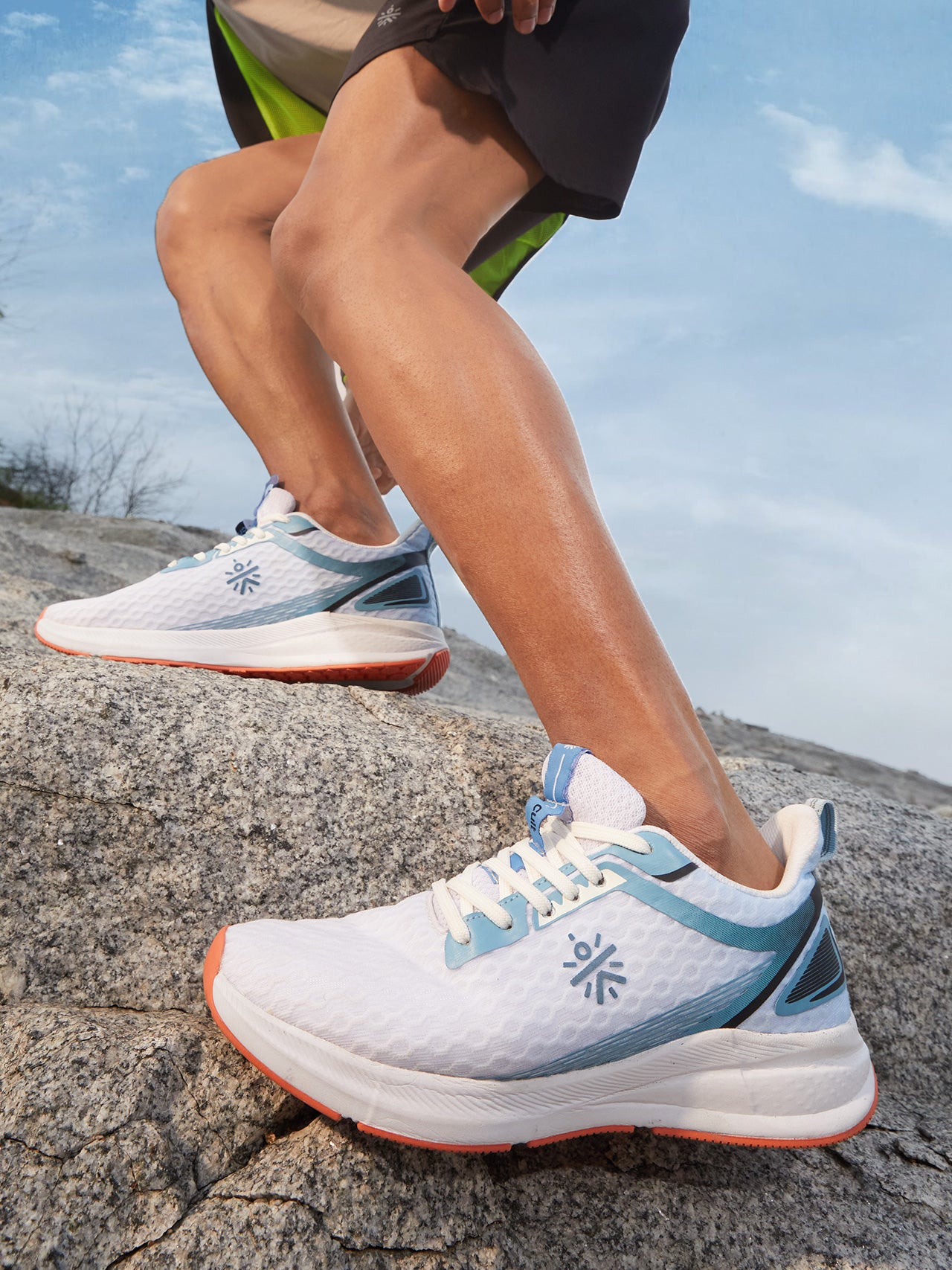 cult Men's AeroStride Casual Shoes - White/Blue