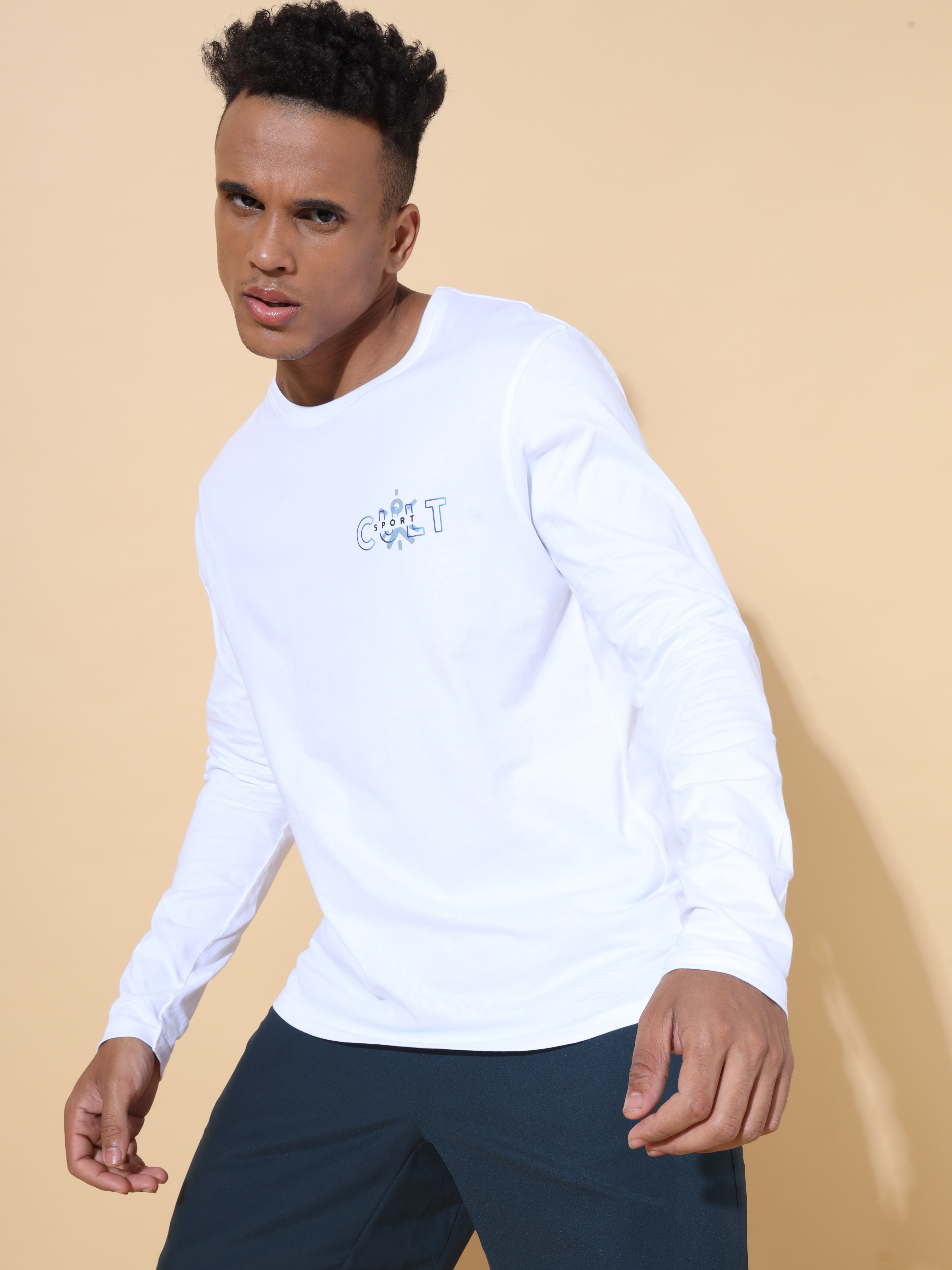 Solid Comfort T-shirt with Chest Graphic