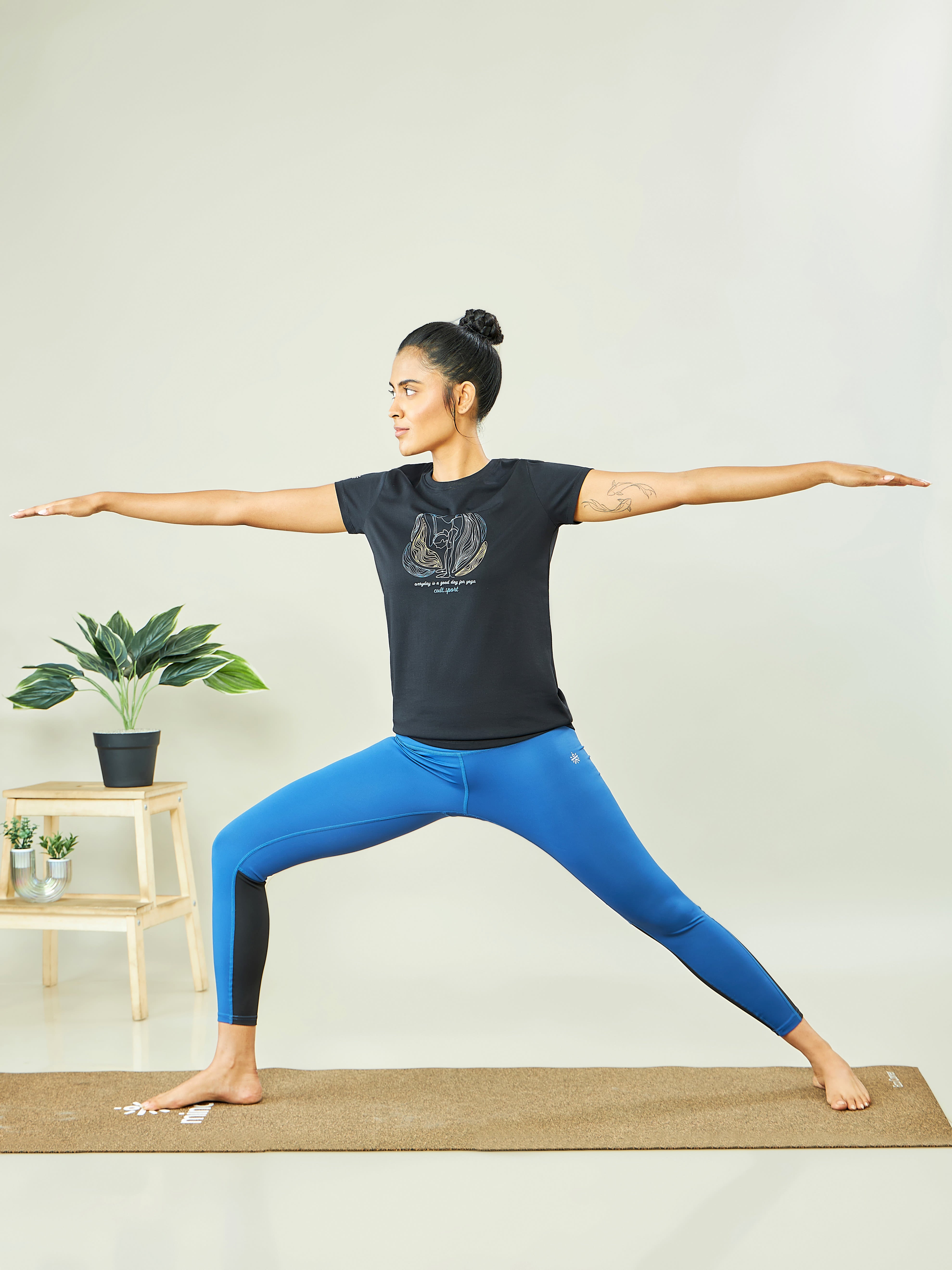 Graphic Print Yoga T-shirt