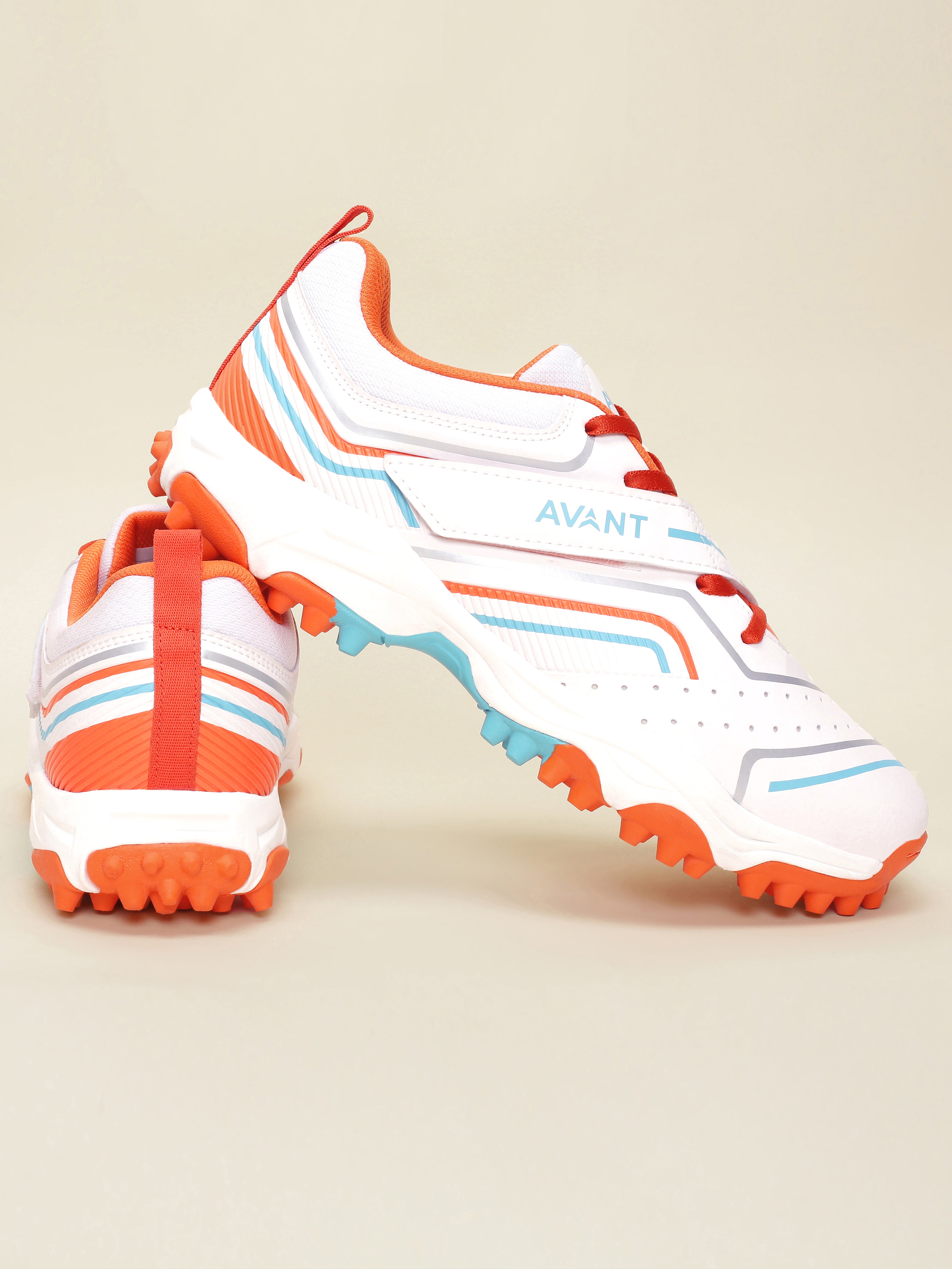 Avant Men's Impact Cricket Shoes - White/Orange