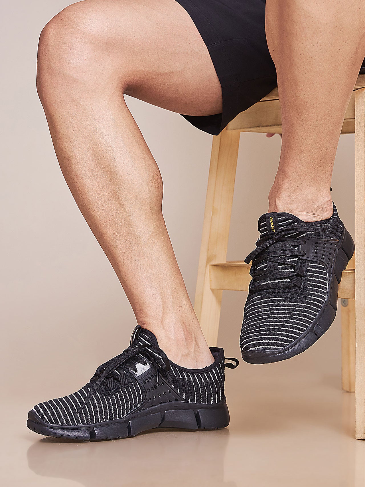 Avant Men’s EasyGait Running and Walking shoes- Black