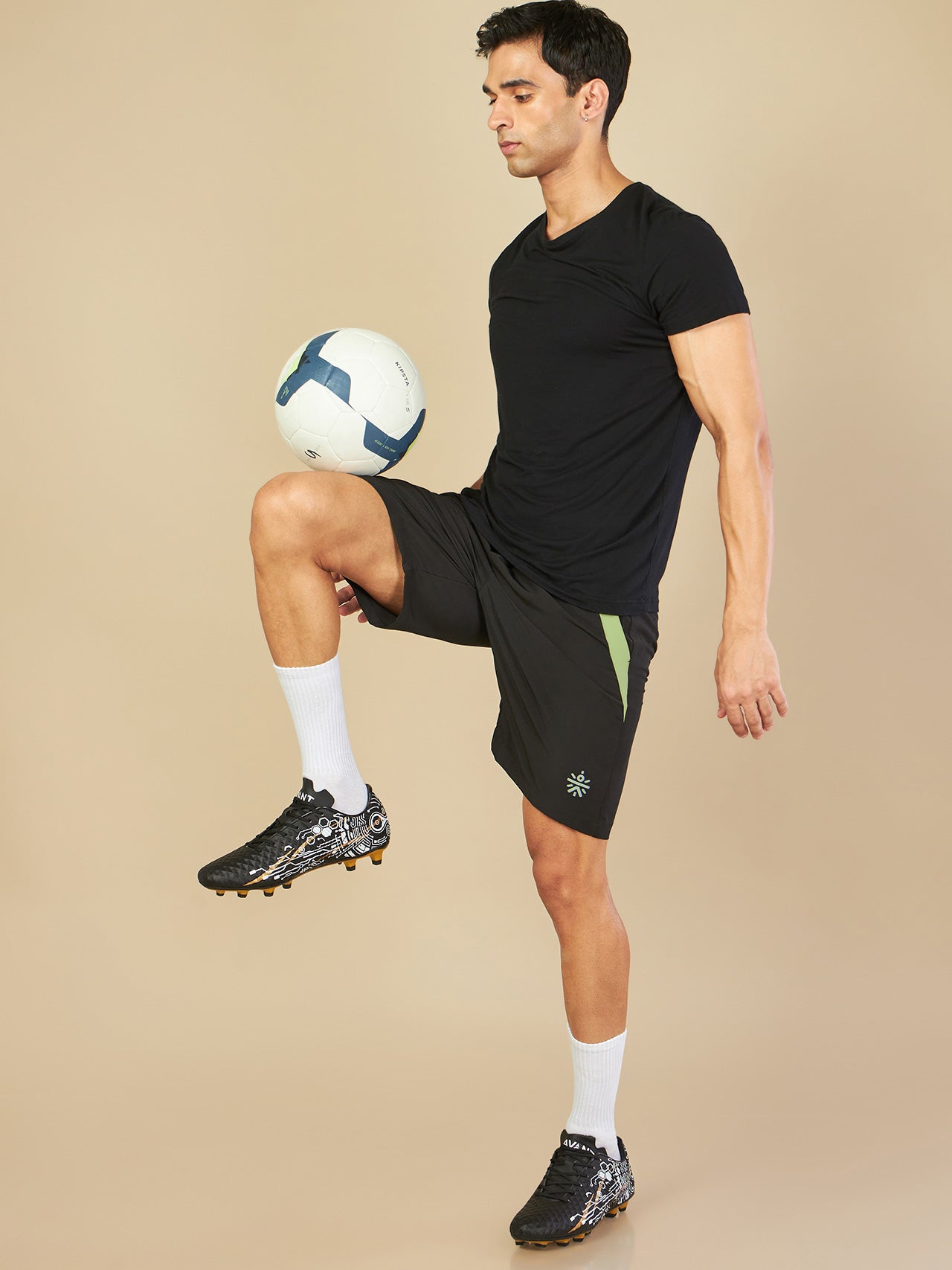 Avant Men's HustleX Football Shoes - Black