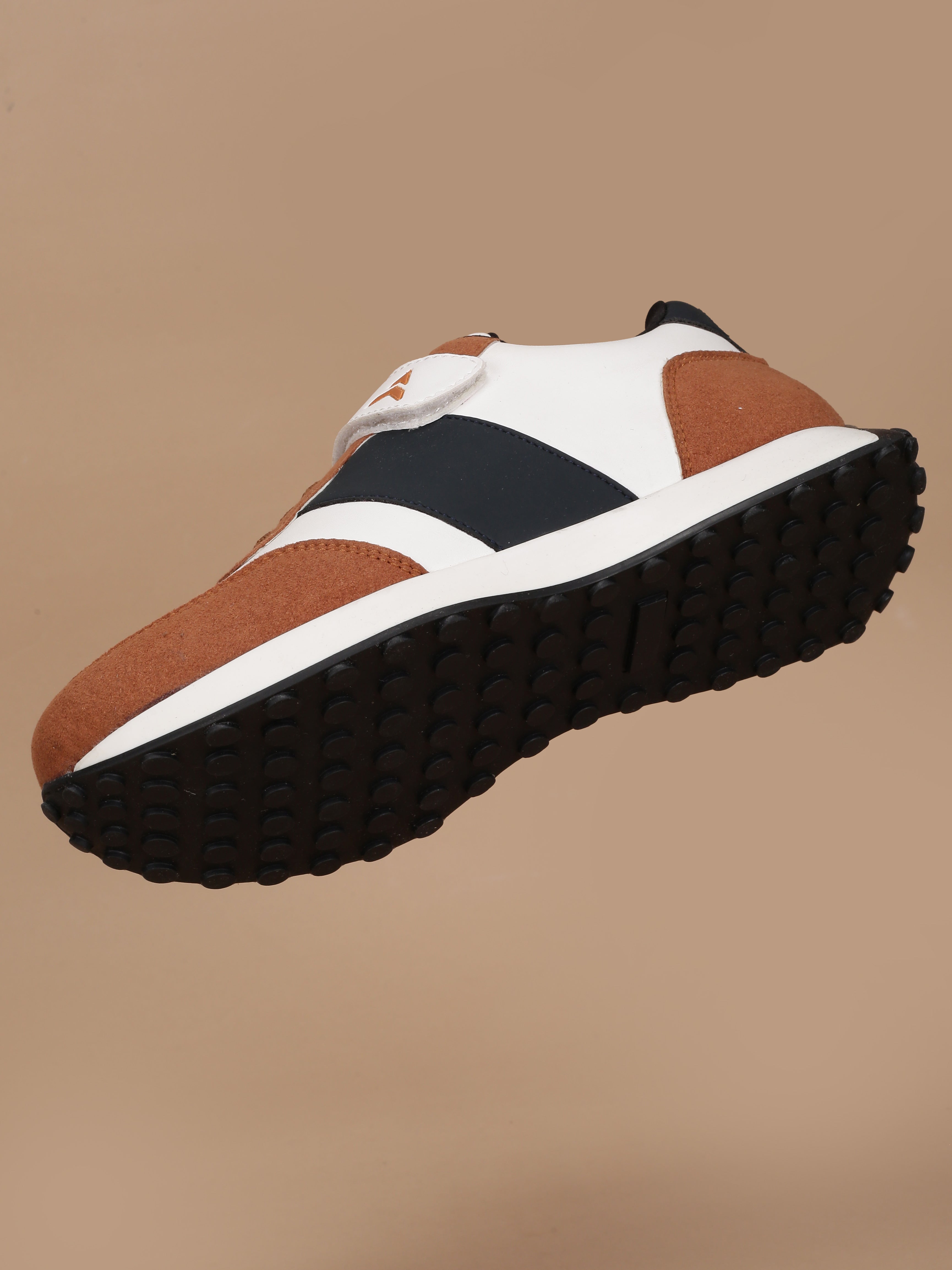 Avant Kids' TrailPals Sneakers - Tan/Navy