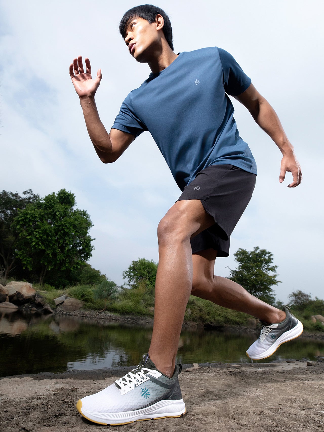 cult Men's AeroStride Casual Shoes - White/Olive