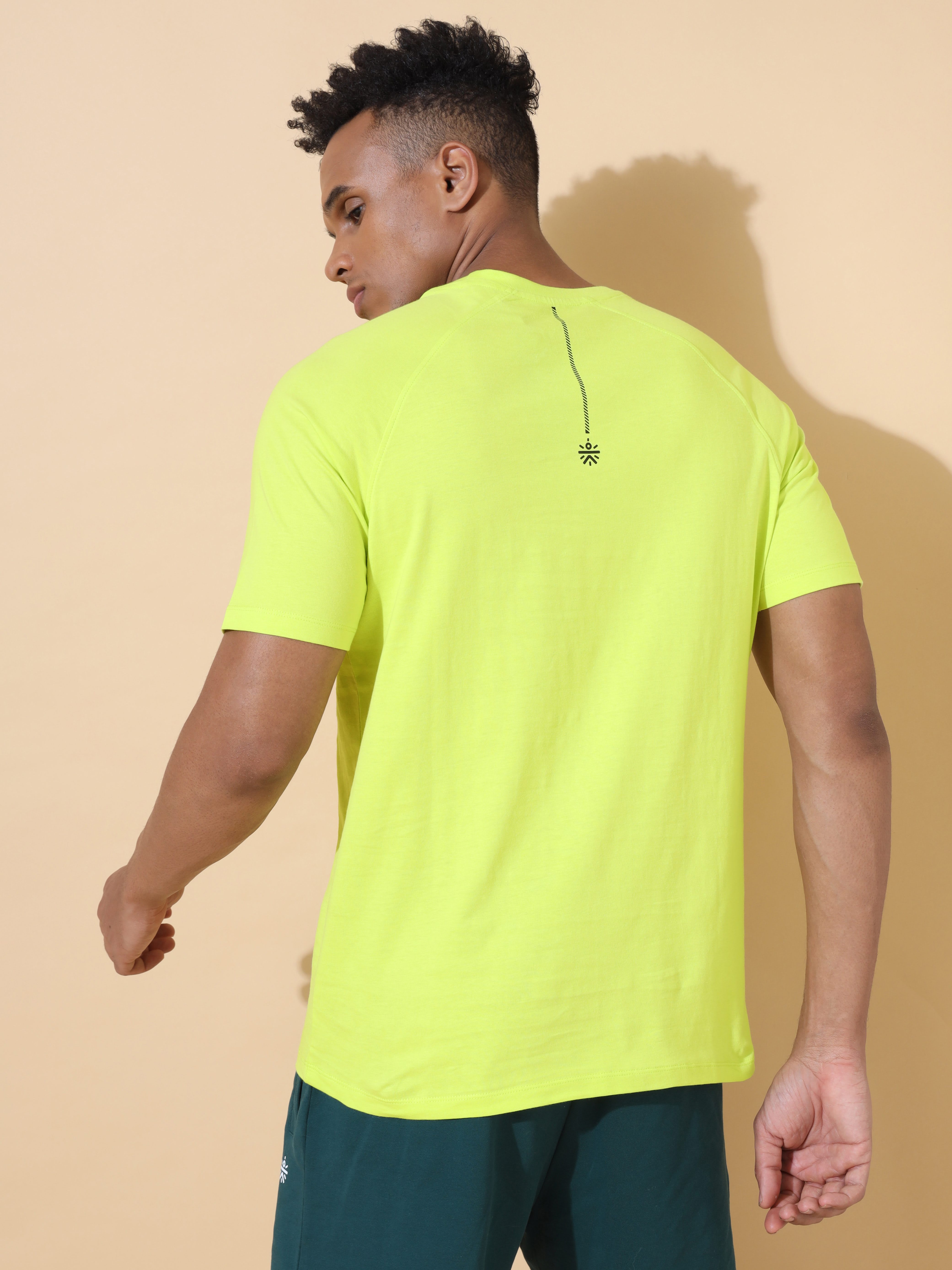Raglan Sleeve Neon T-shirt