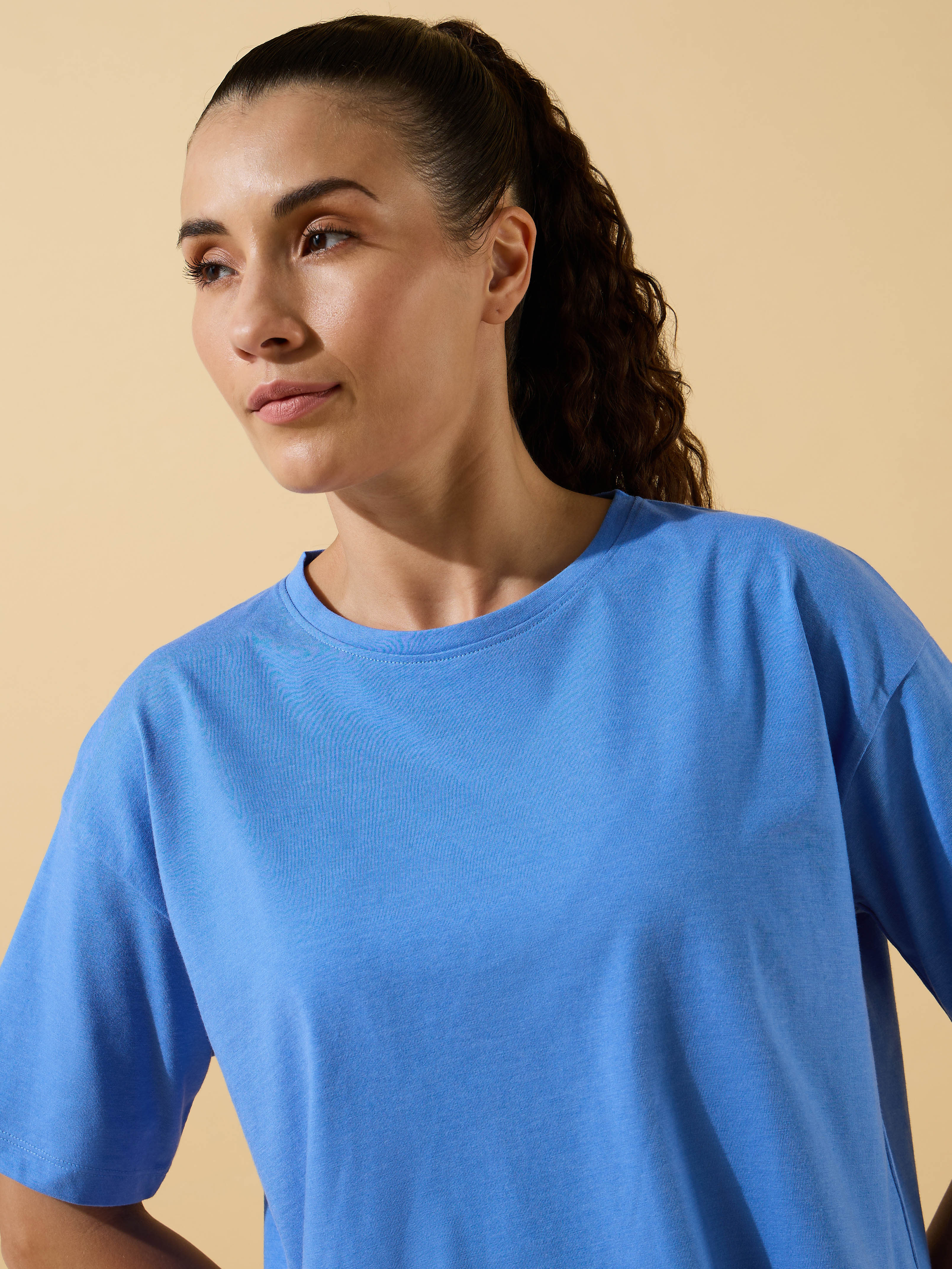 Sporty Chic Boxy Crop T-shirt