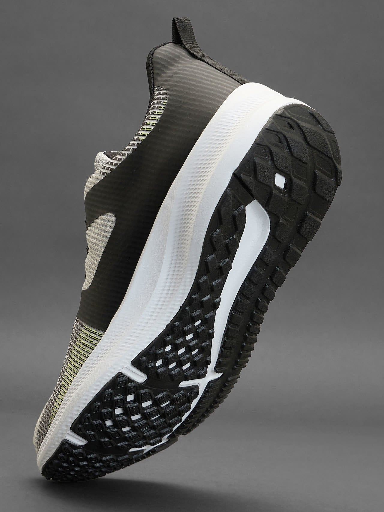 Avant Men's Boat Running shoes-Grey/Black