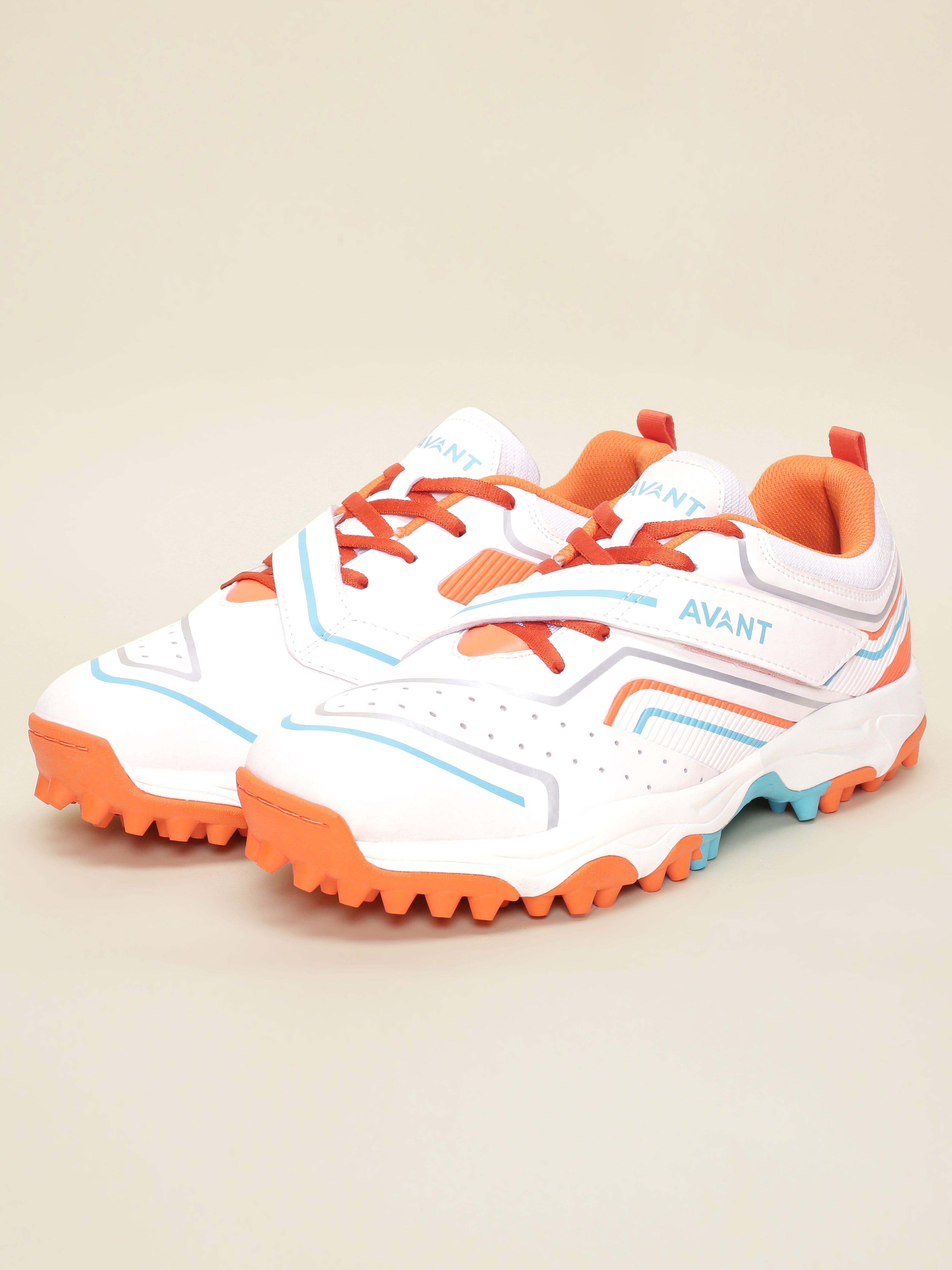 Avant Men's Impact Cricket Shoes - White/Orange