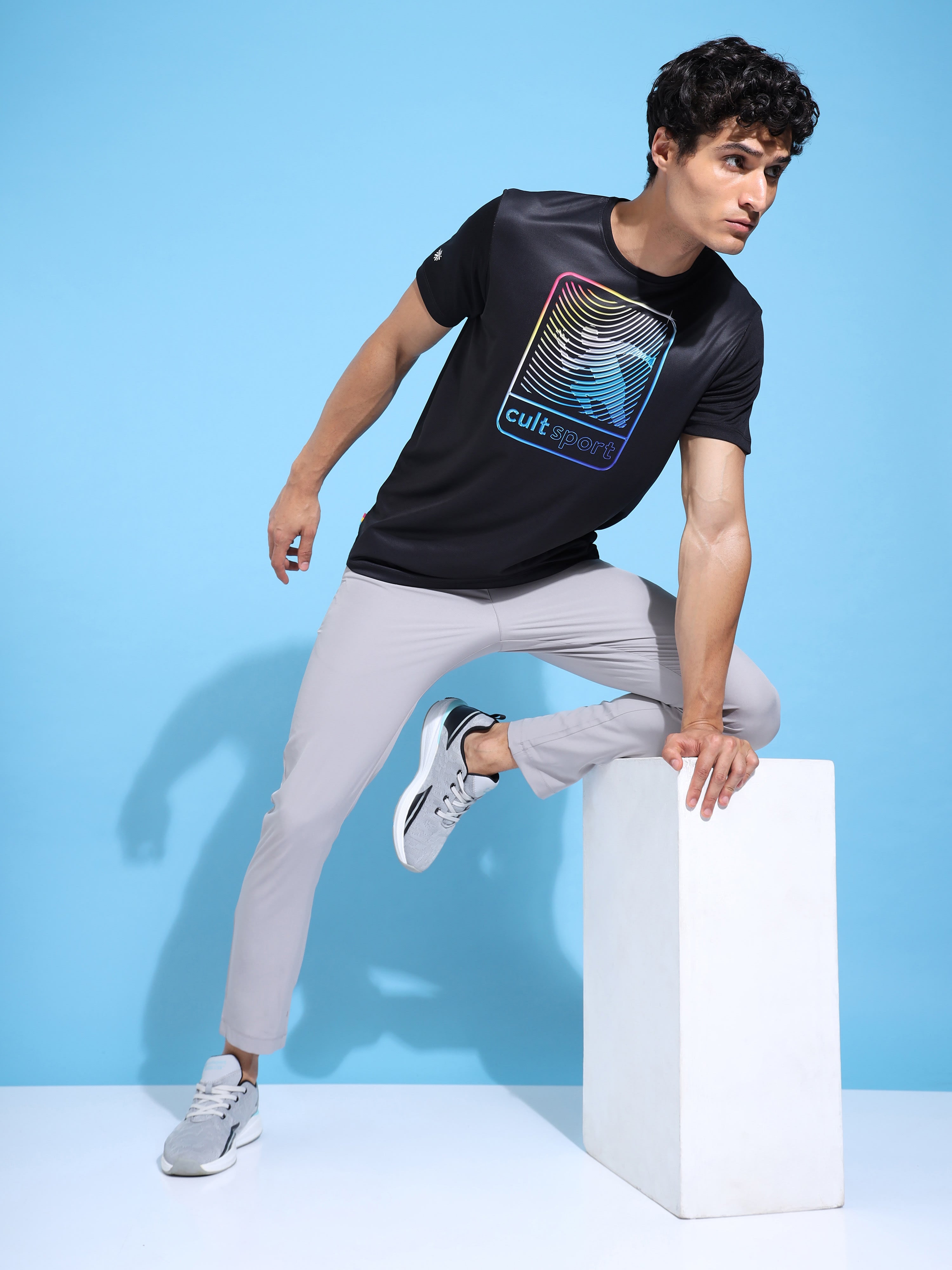 Graphic Print Running T-shirt