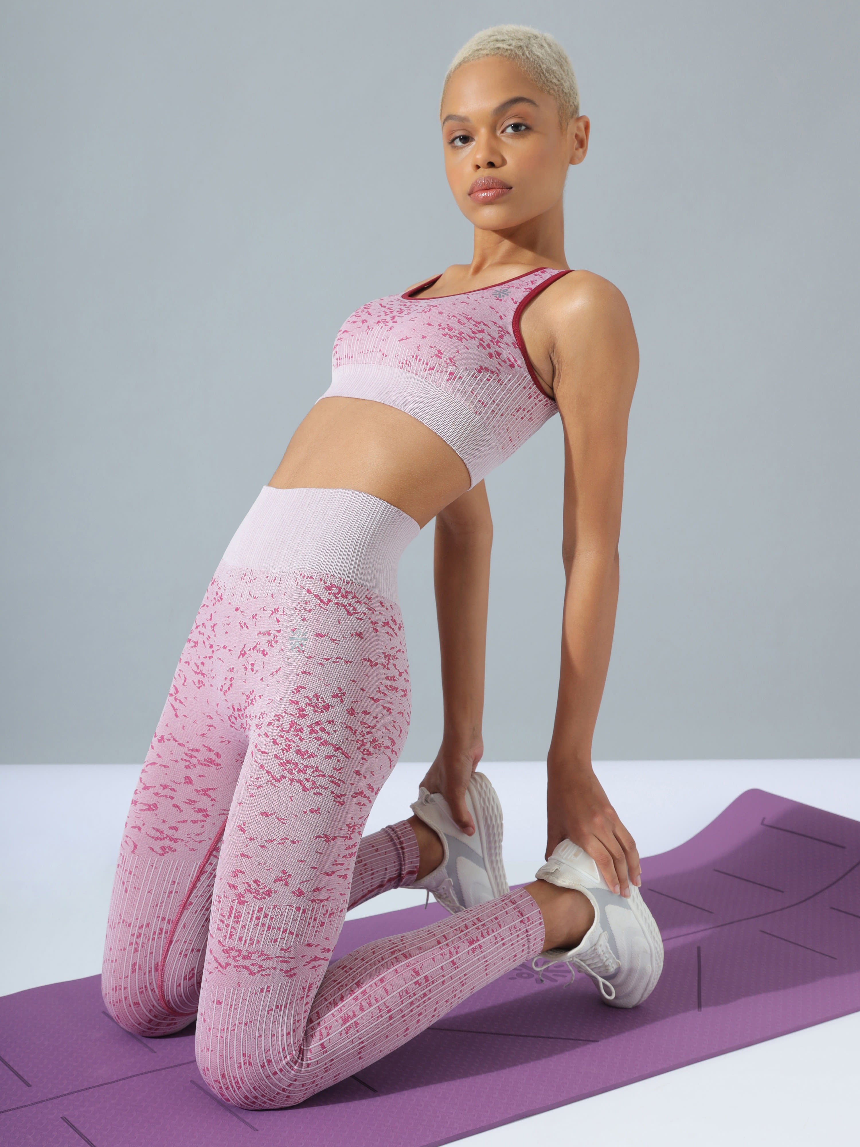 Navy Absolute Fit Tights for Women with Back Pocket