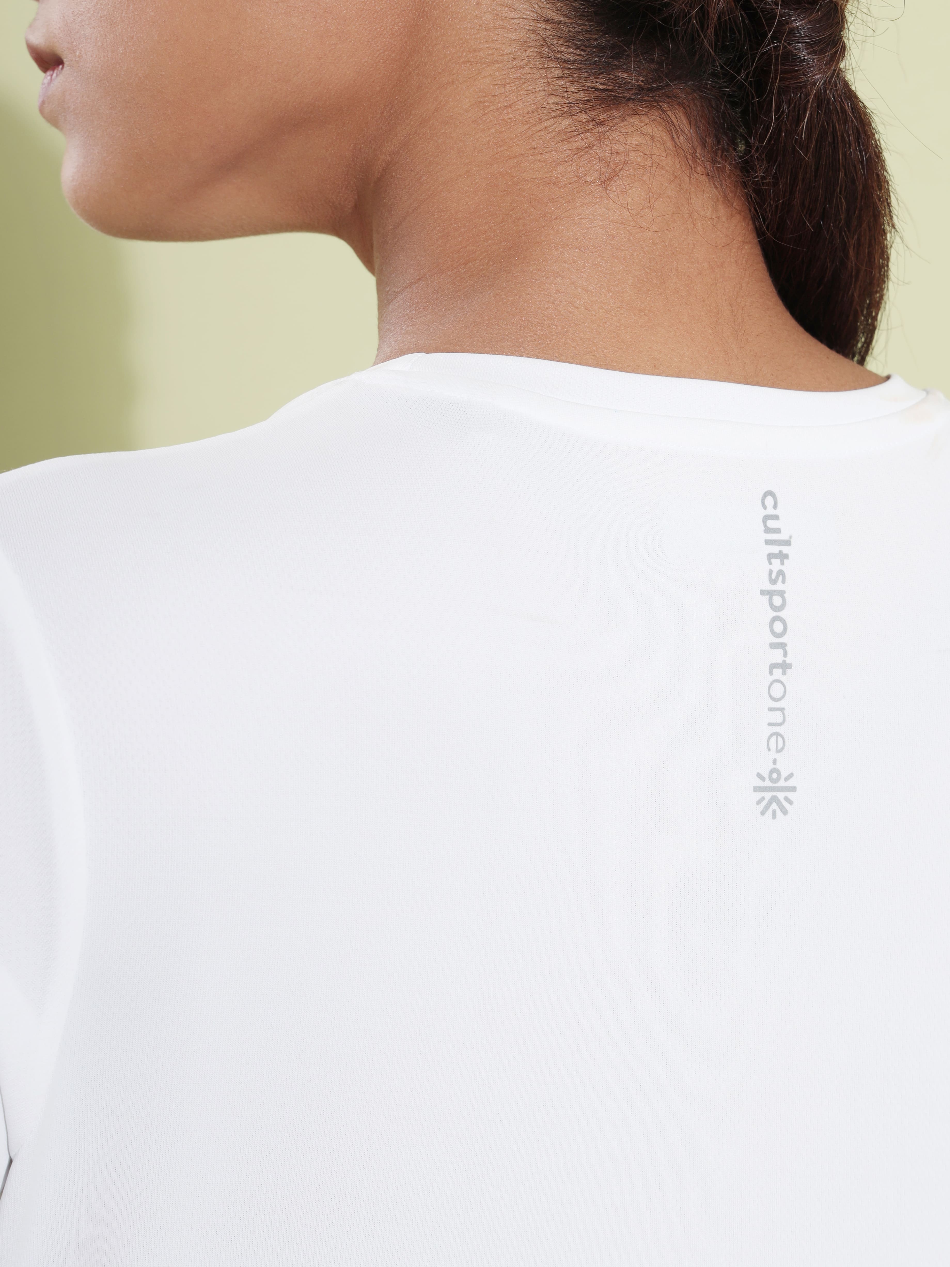 Chest Graphic Performance T-shirt