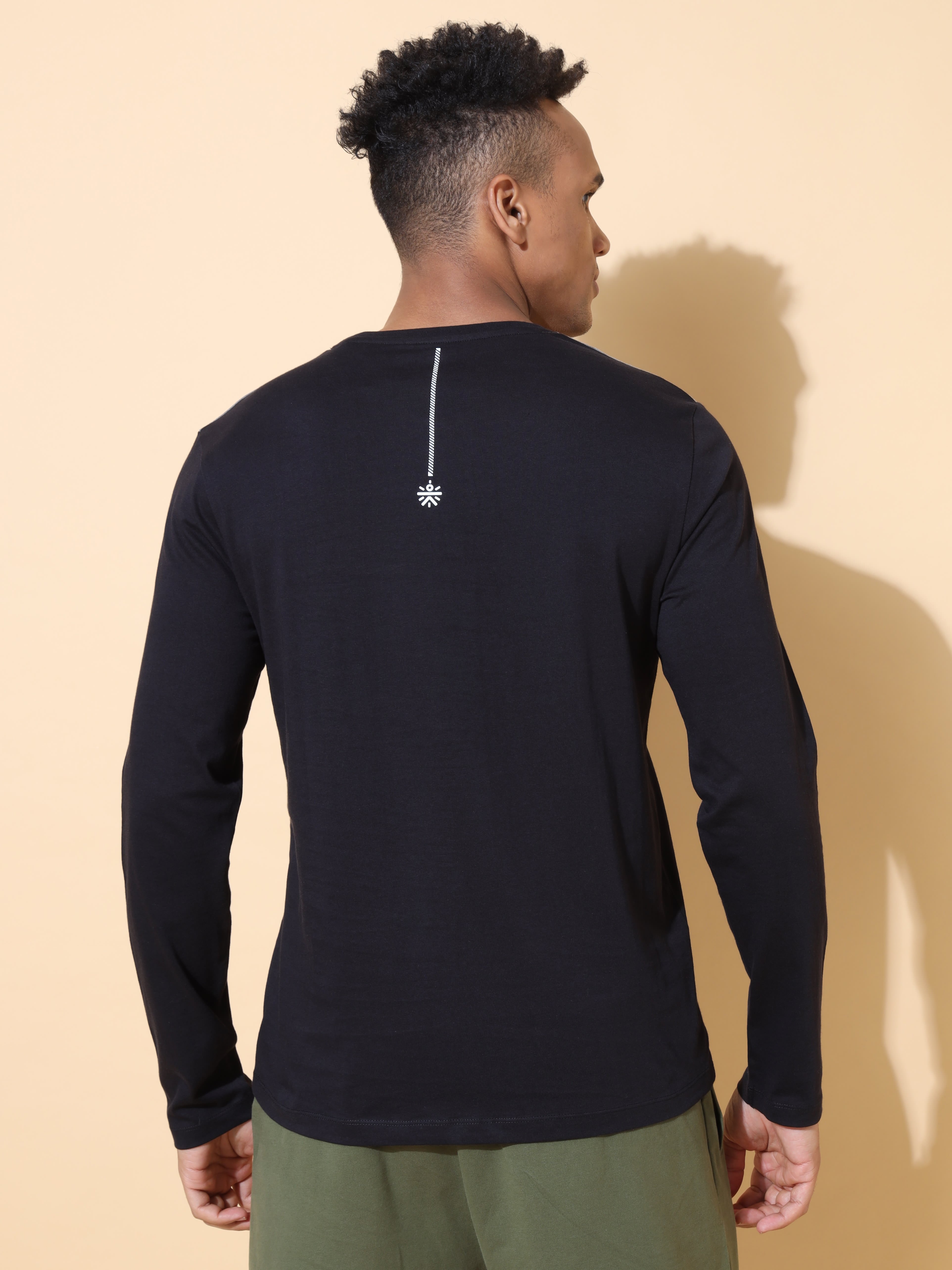 Colourblock Comfort T-shirt with Graphic