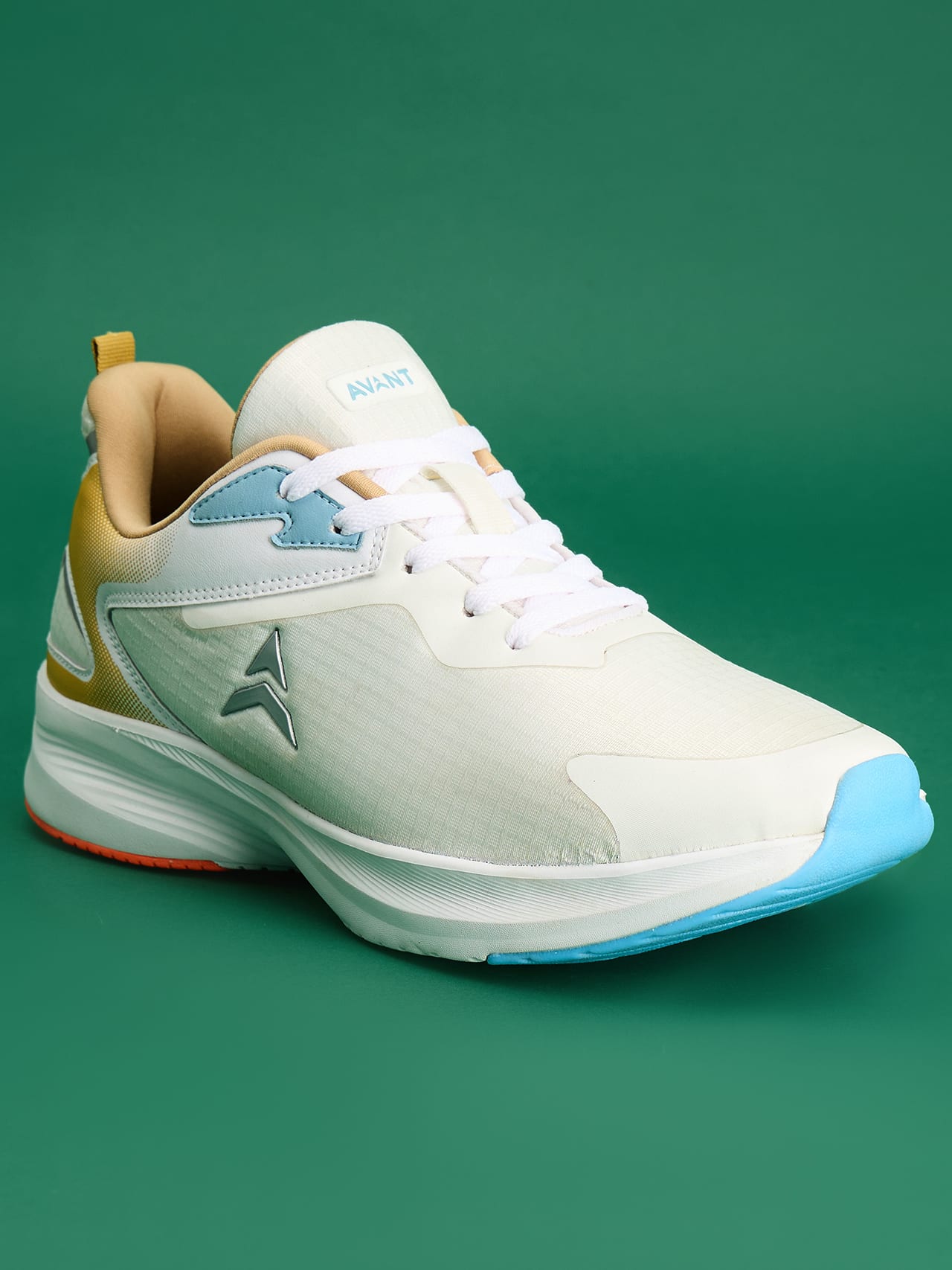 Avant Men's Delux Running Shoes - White/Gold