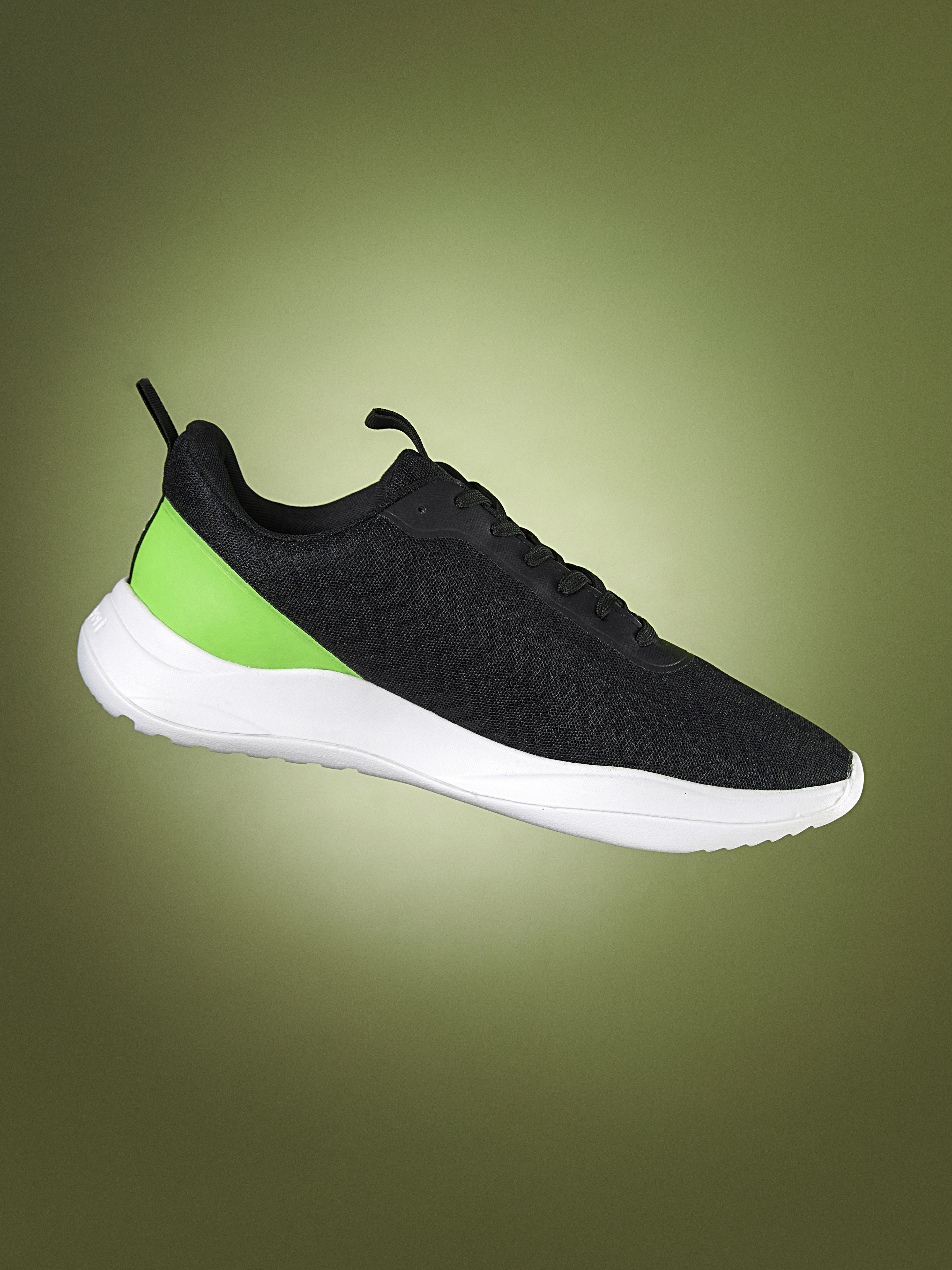 cult Racer Men Running Shoes - Black/Lime Green