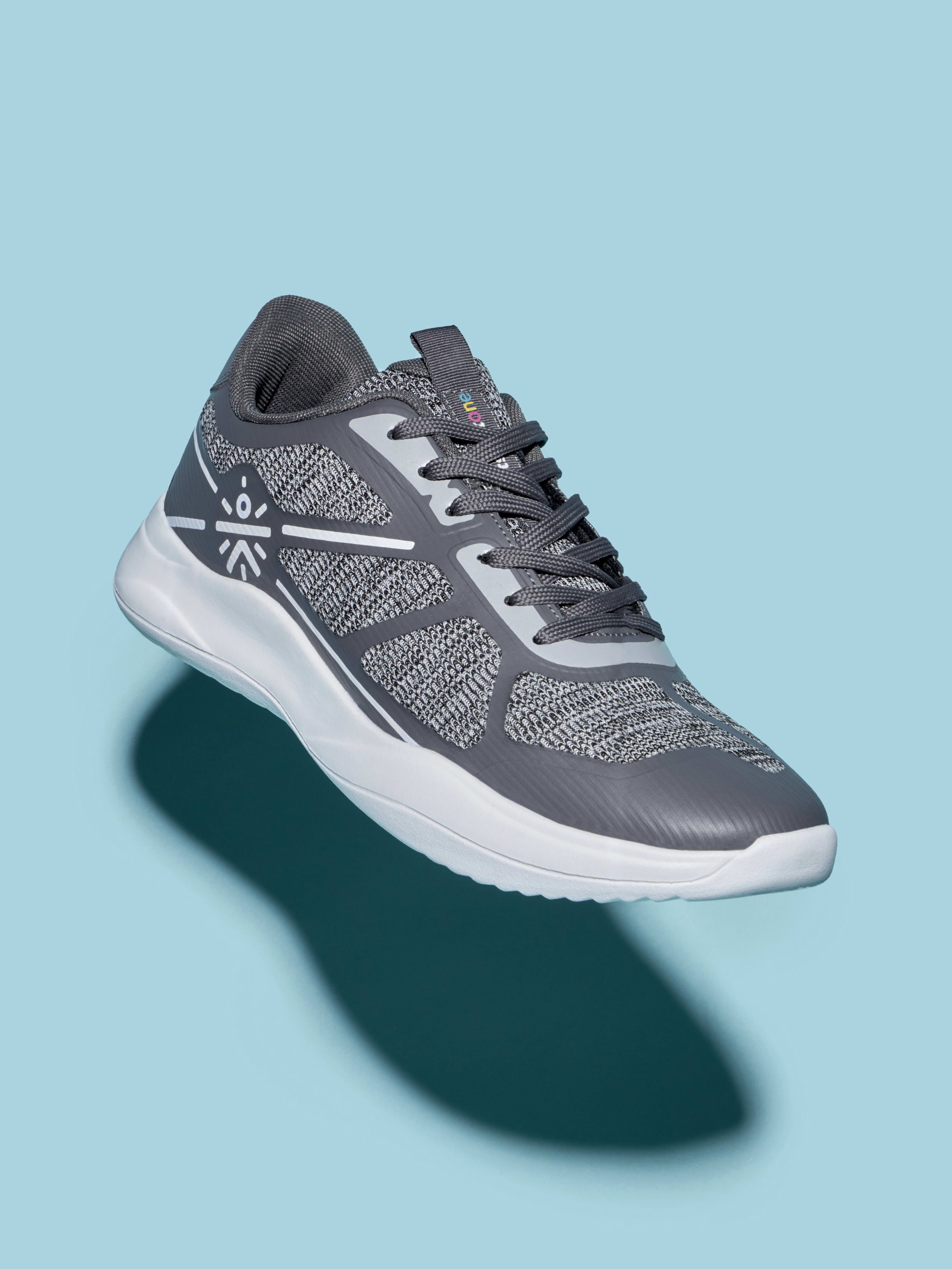 cult Discovery Men Running Shoes