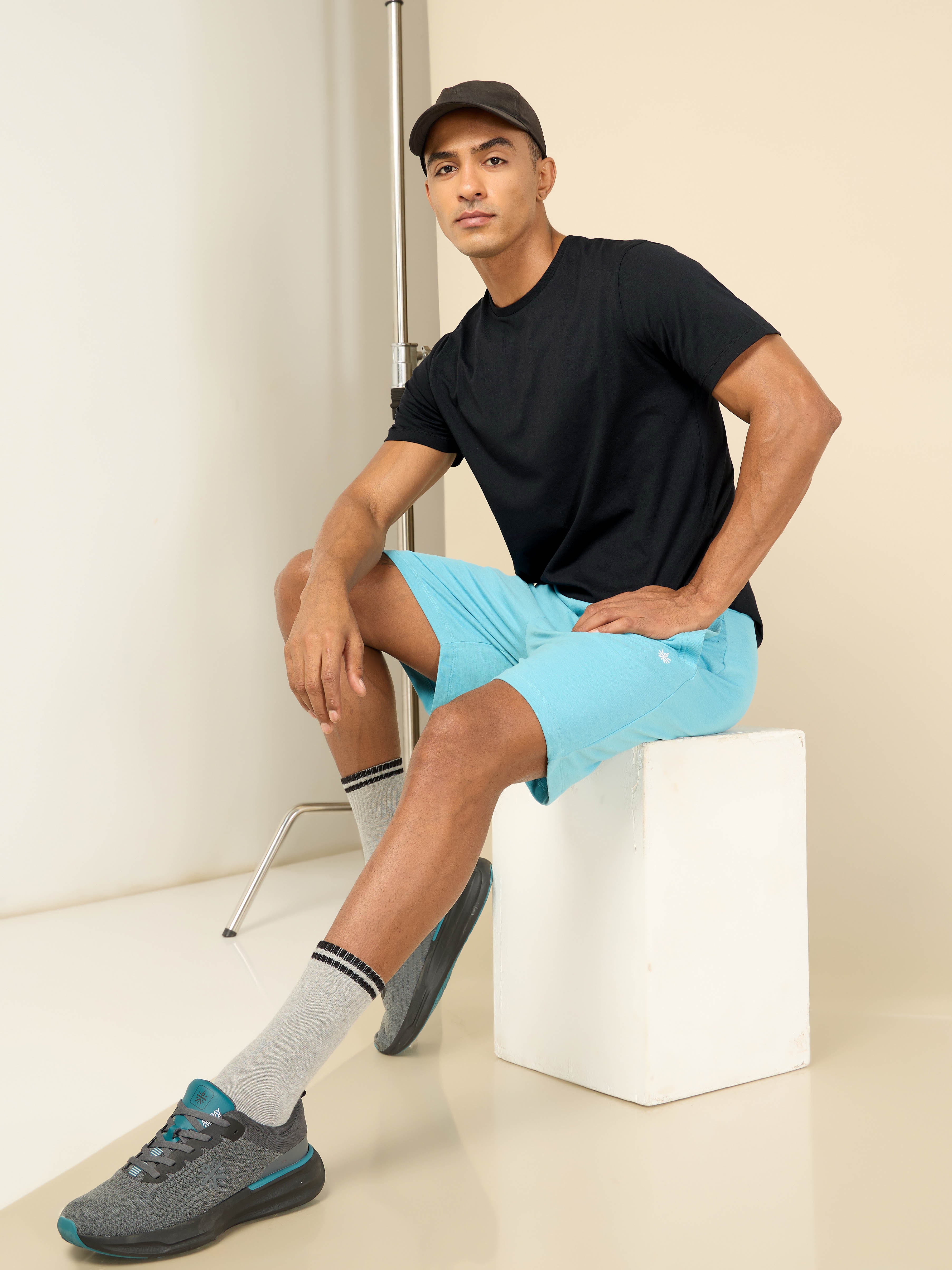 Black Cult Leisure T-shirt for Men