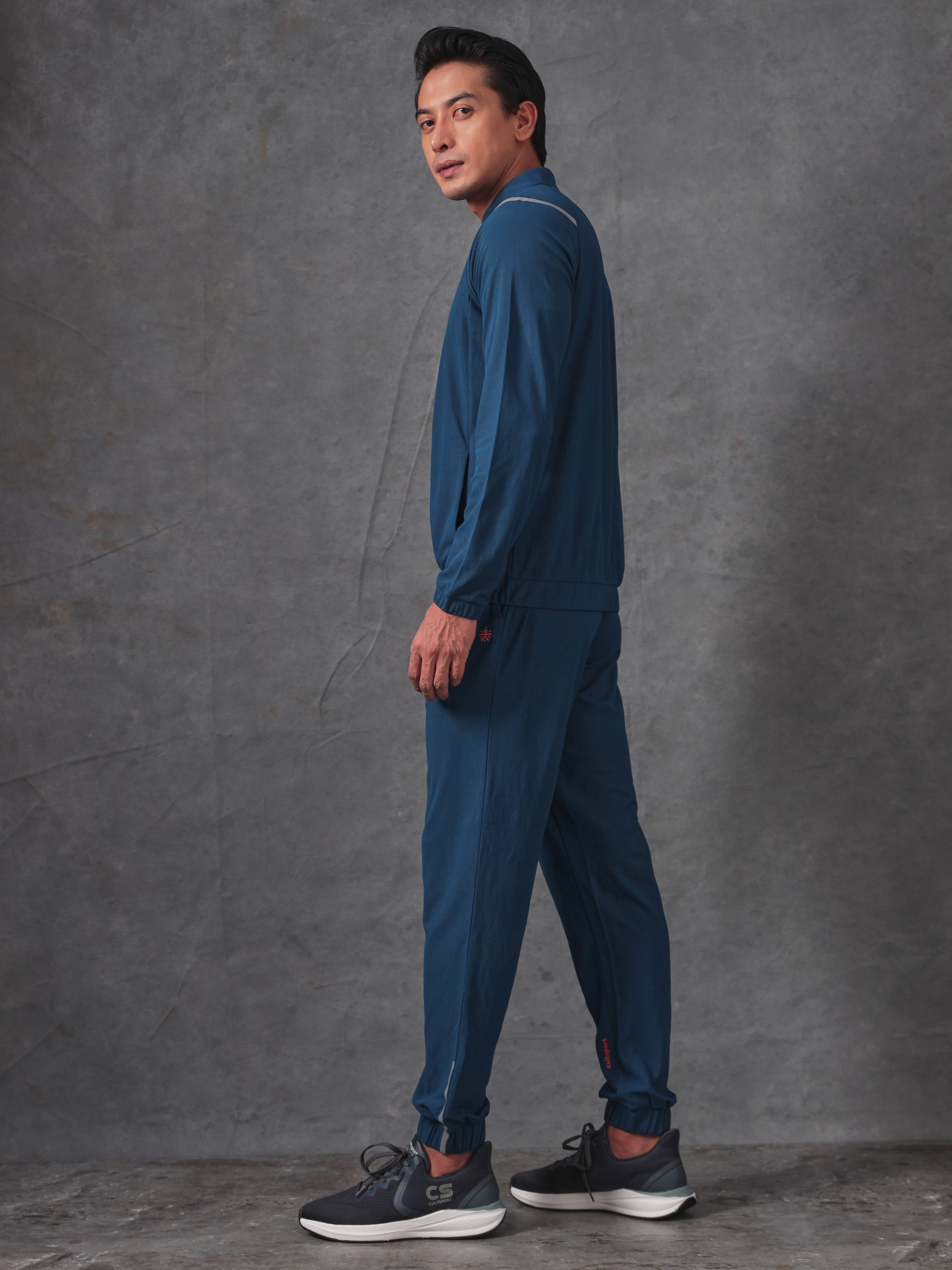 Layr Lifestyle Track Suit