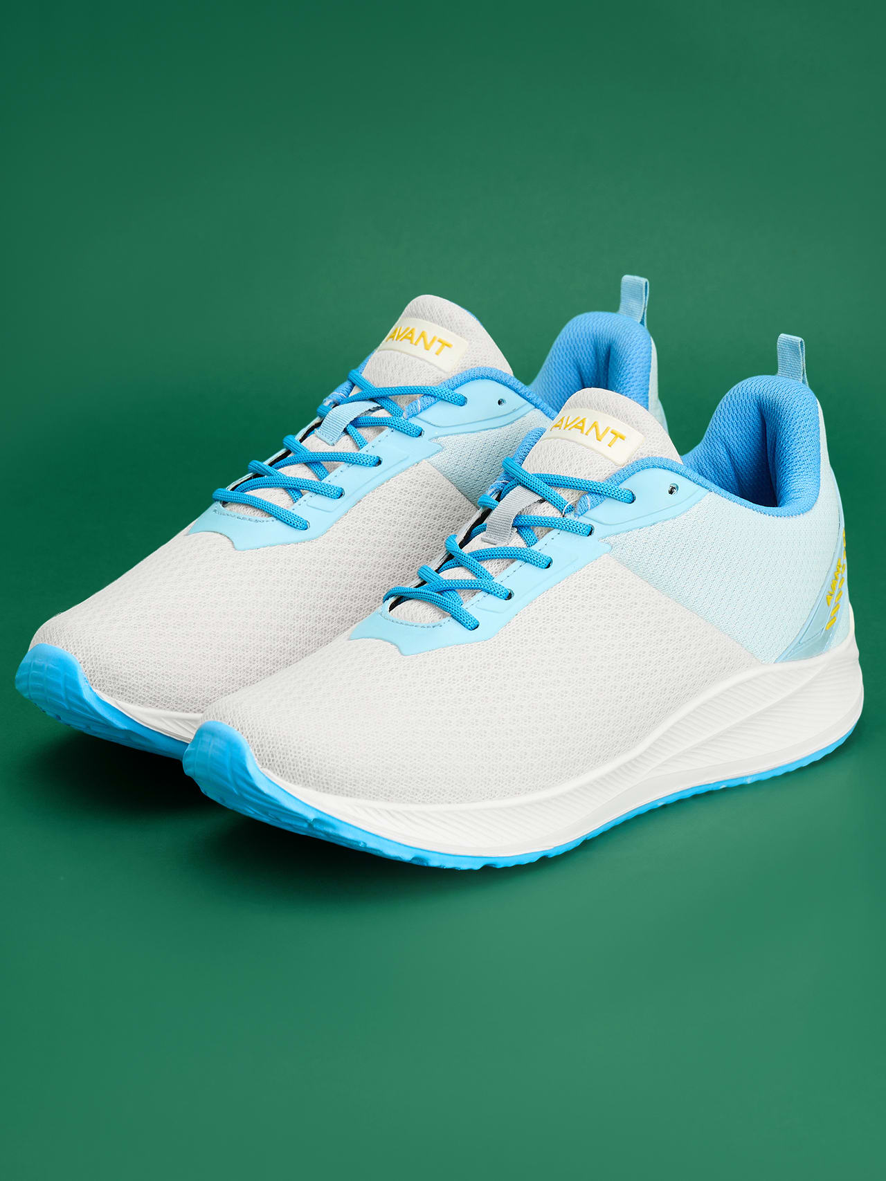 Avant Men's Racer Walking Shoes - Off White / Ice Blue