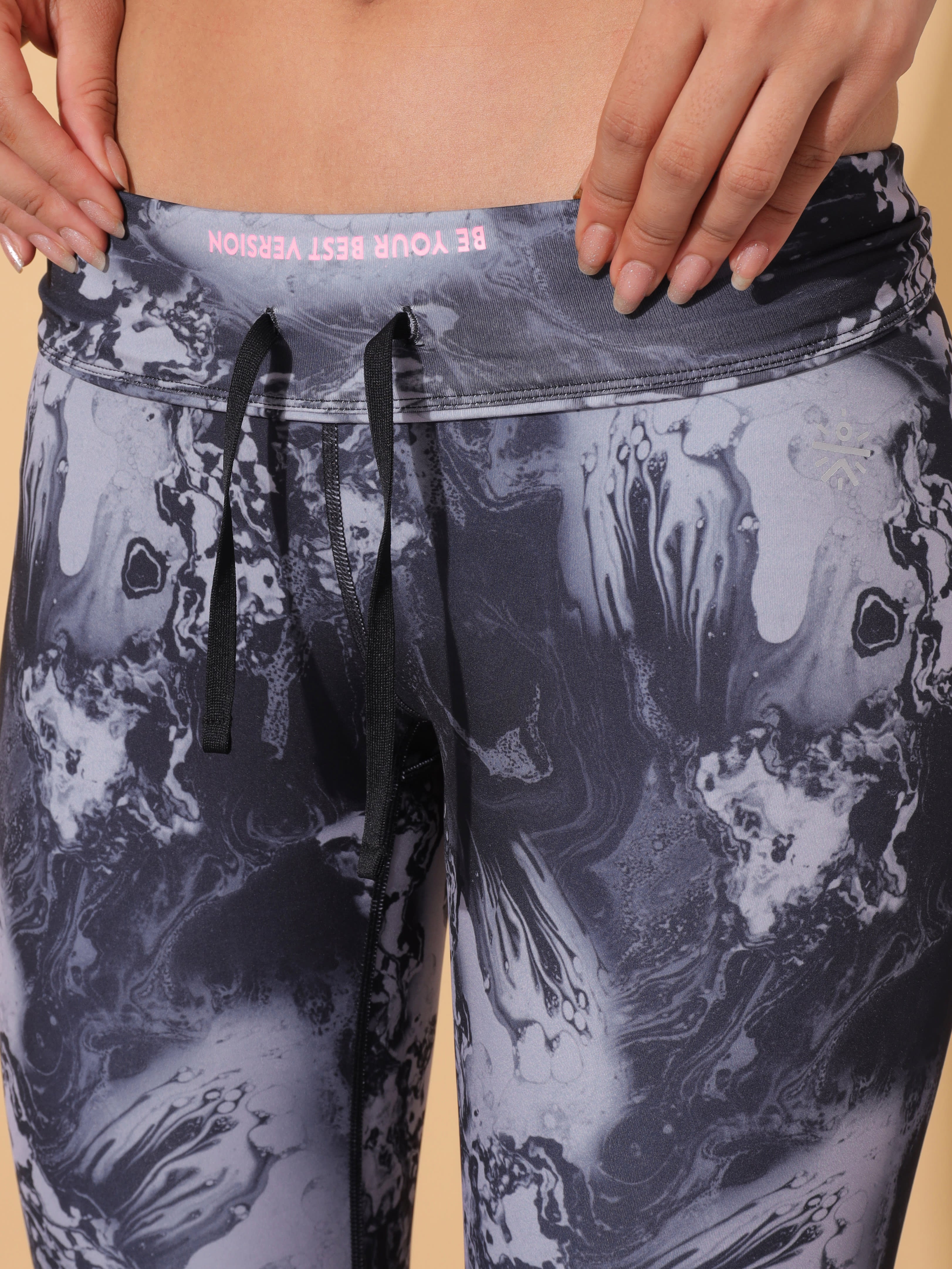 AbsoluteFit Abstract Print Tights