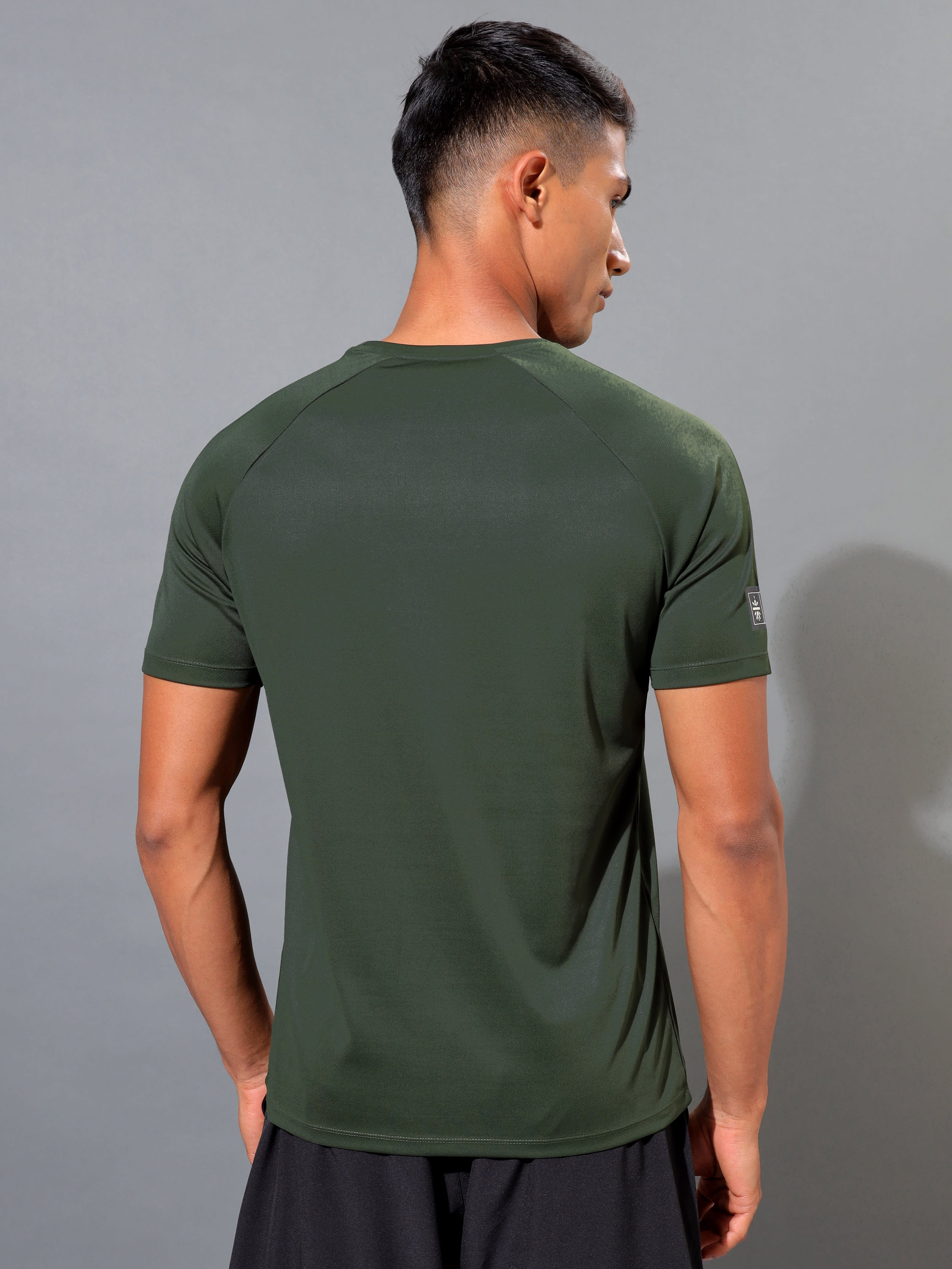 Solid Raglan T-shirt with Logo