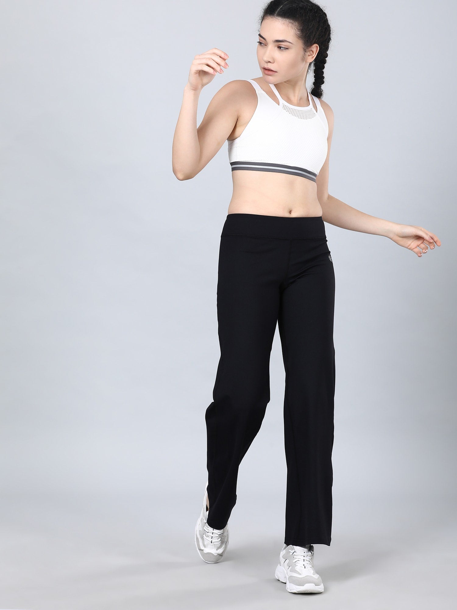 Verve Flared Black Workout Pants