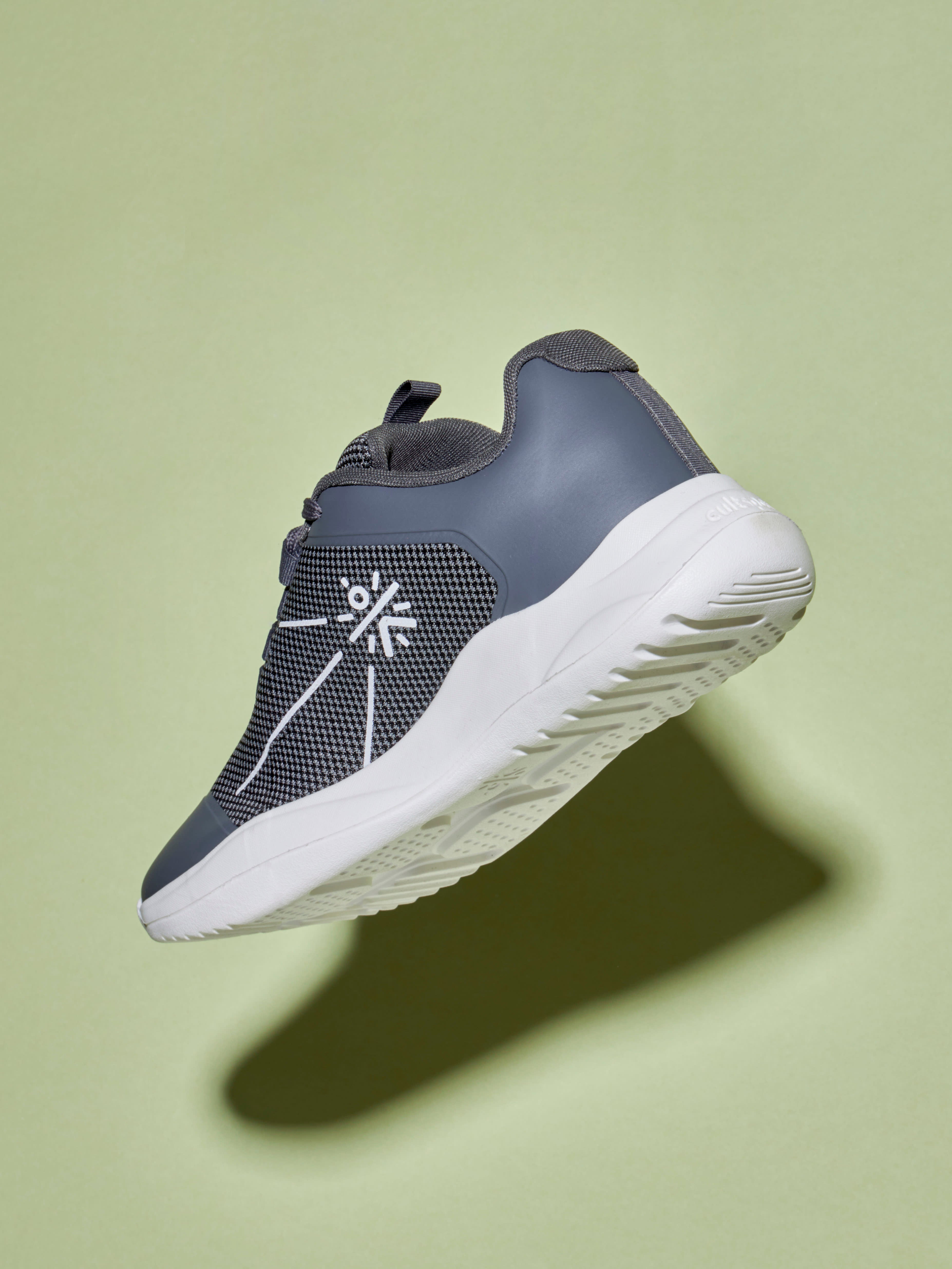 cult Dash Men Running Shoes