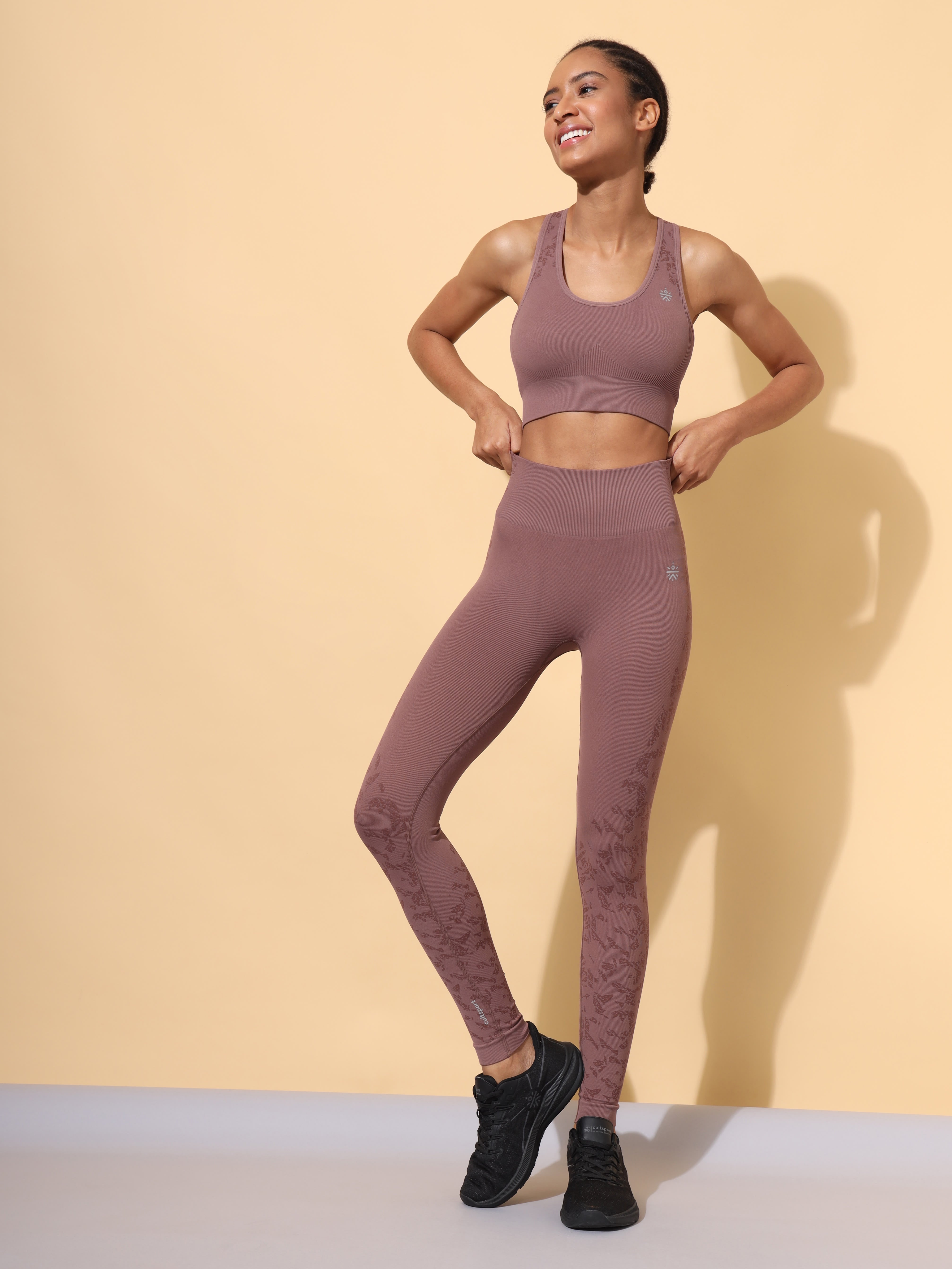 Seamless Riley Sports Bra