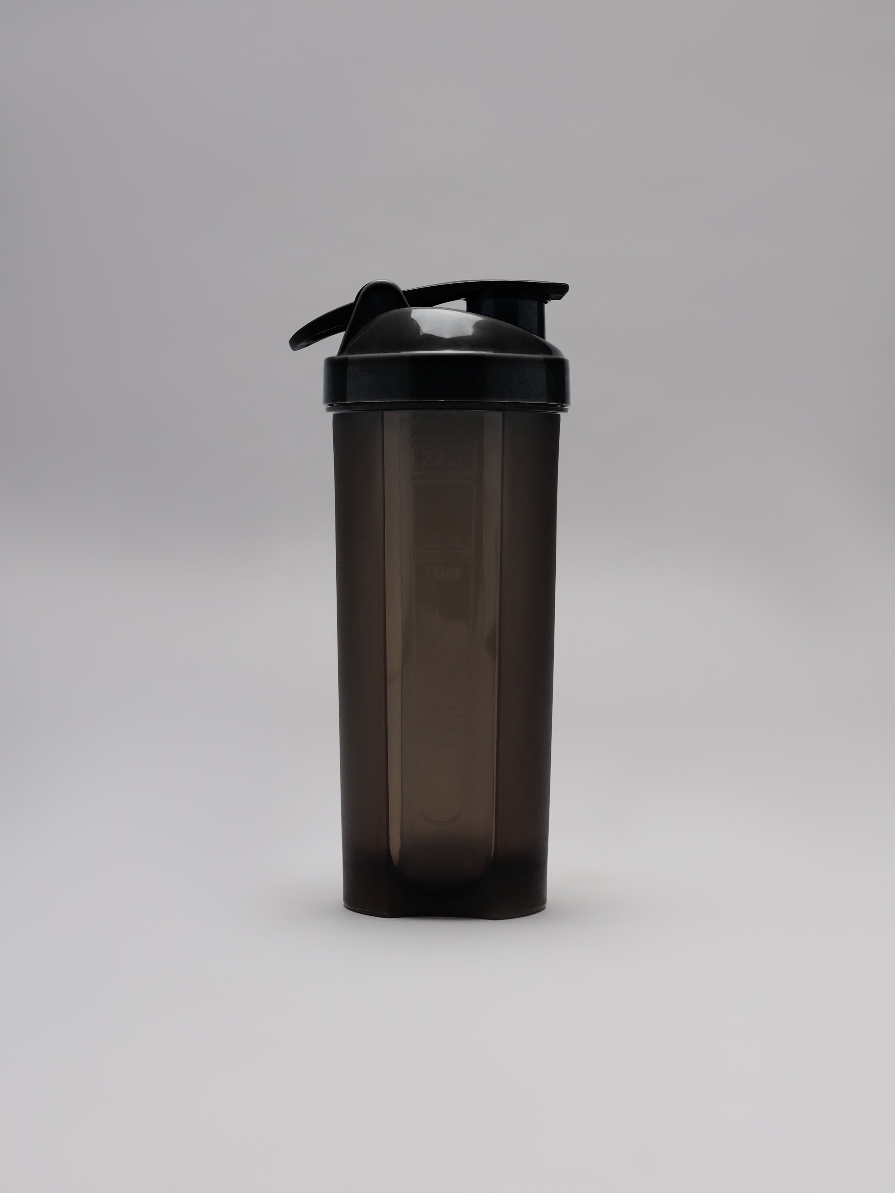 Spill Proof Flip Top Shaker with Blender Ball