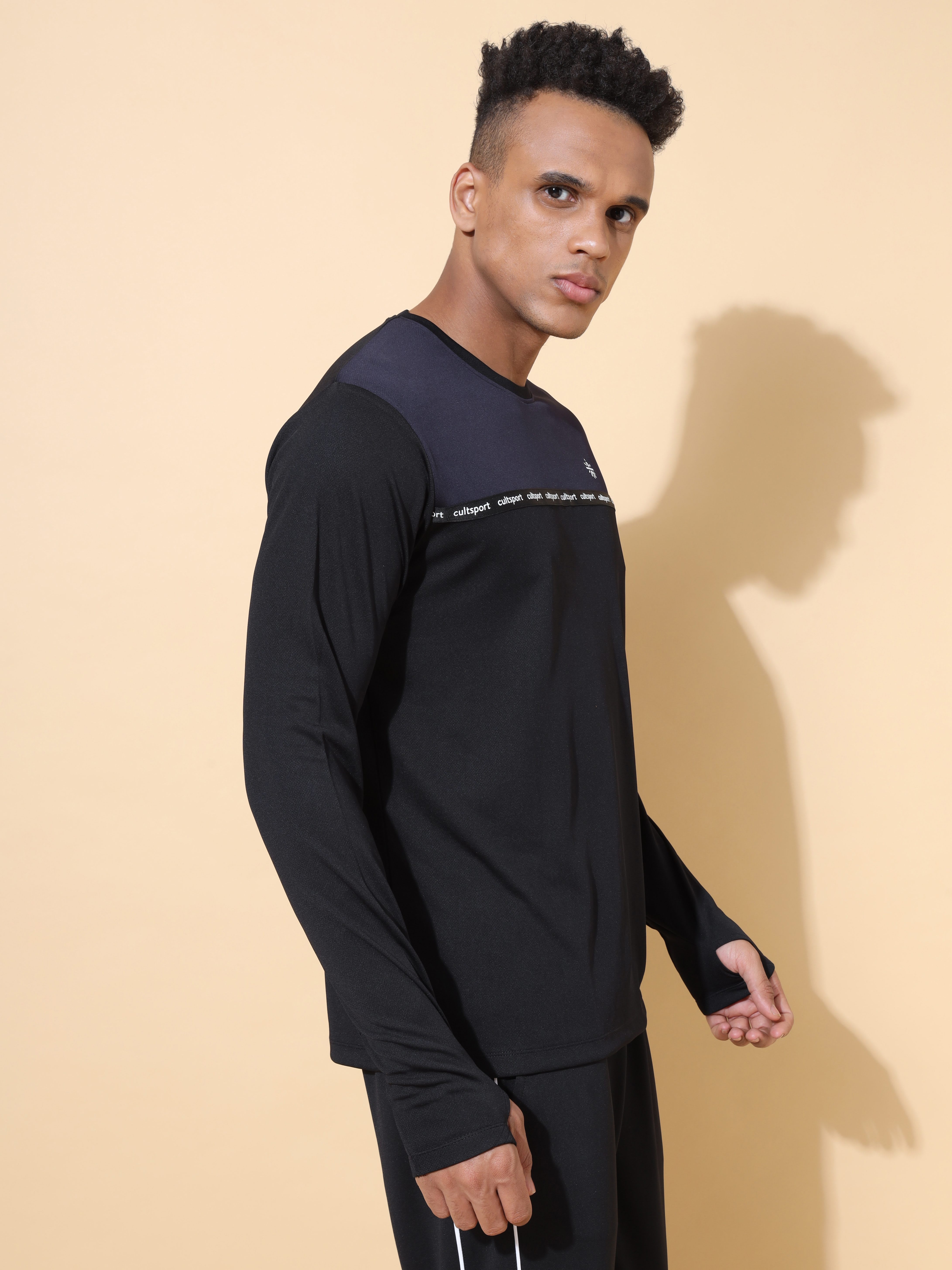 Colourblock Active T-shirt with Thumbholes