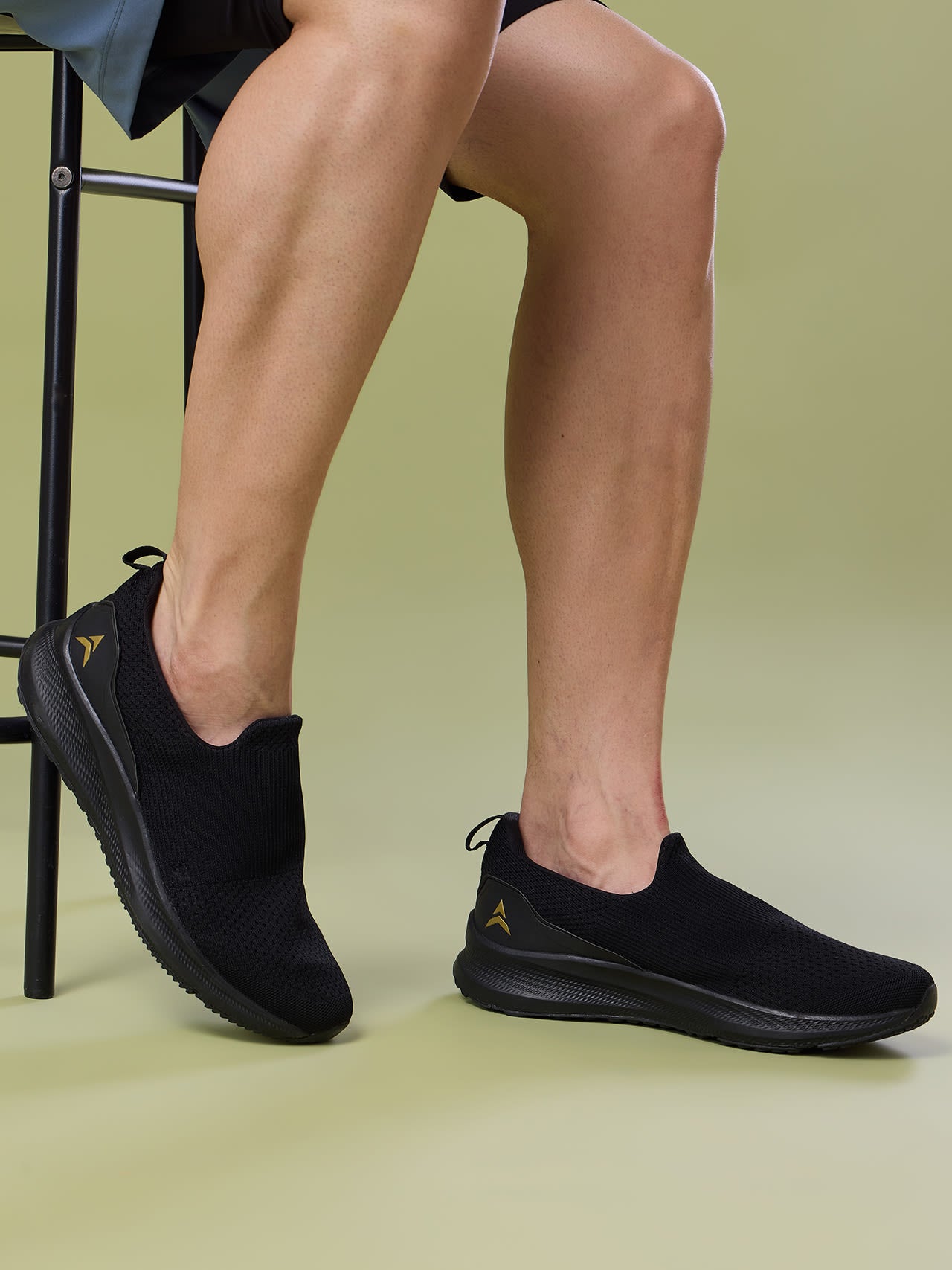 Avant Men's Nest2.0 Slip-On Walking Shoes - Black