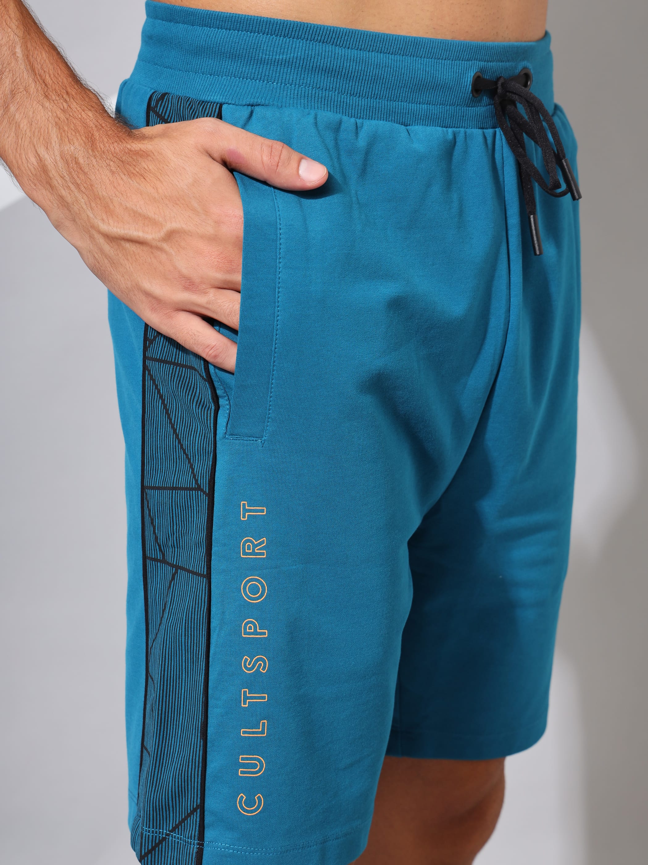 Comfort Shorts with Tonal Panel Print