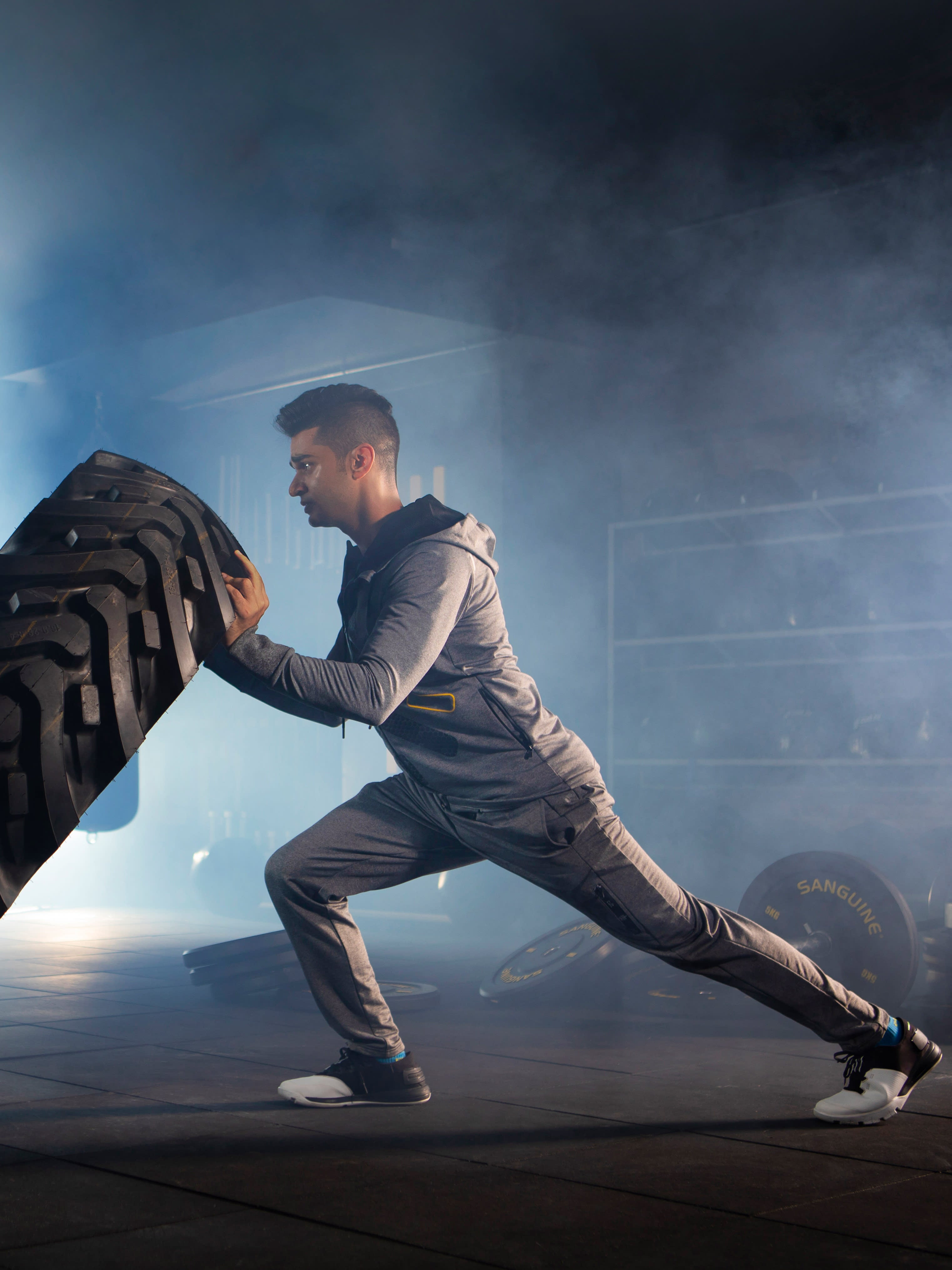 Men Vital Tapered Grey Tracks