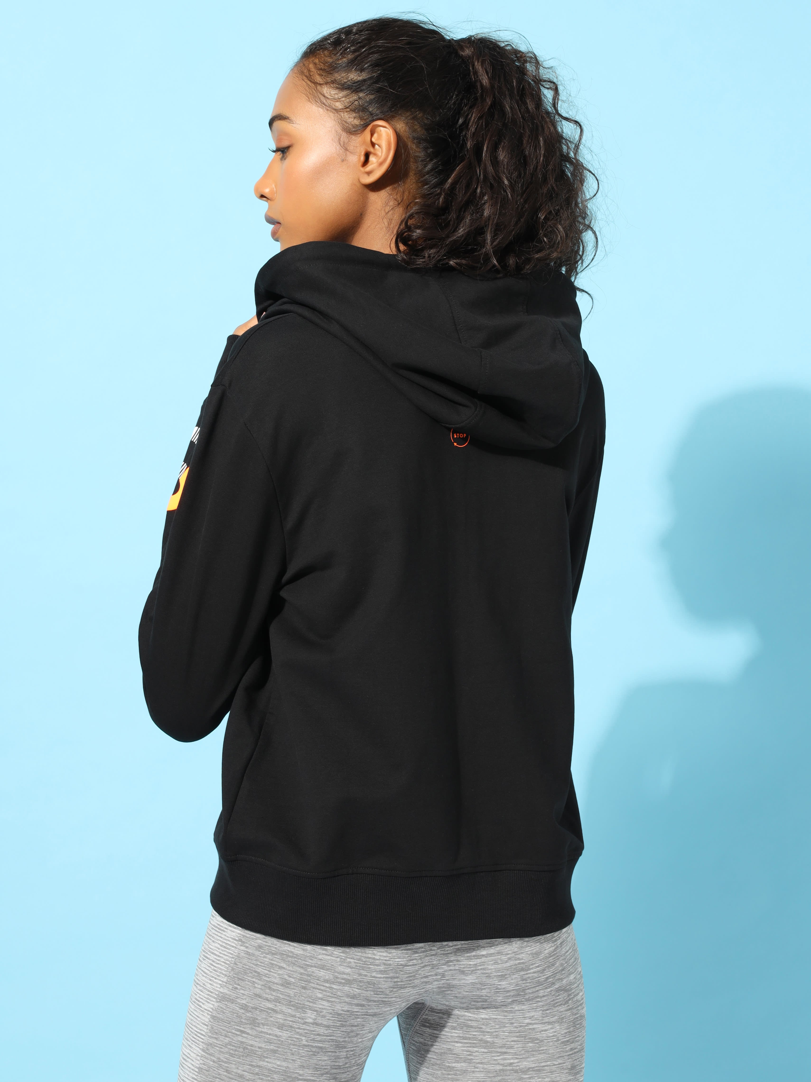 LAYR Solid Sweatshirt