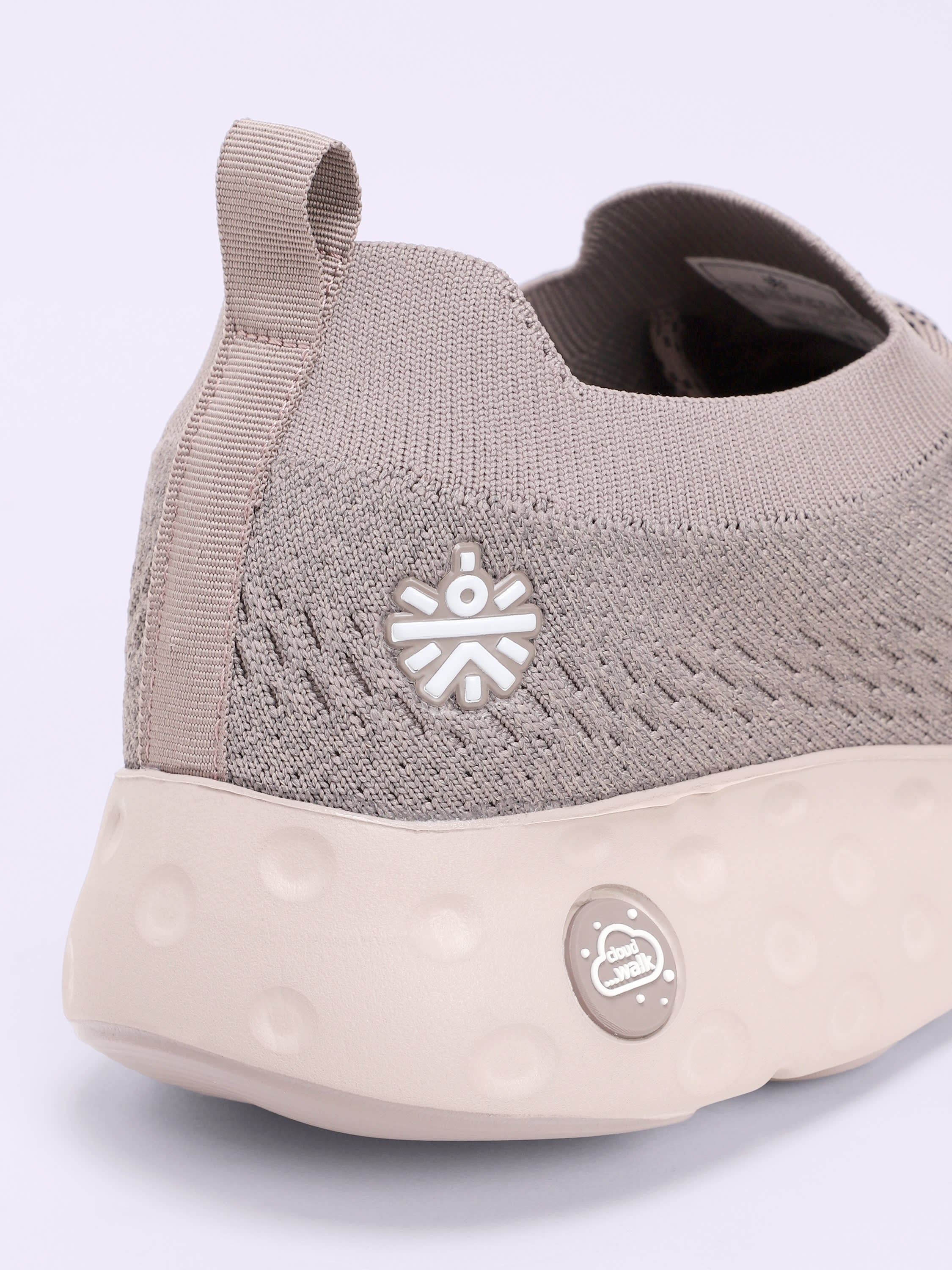 cult EZ+ Plush Men's Walking Shoes - Pinkish Grey