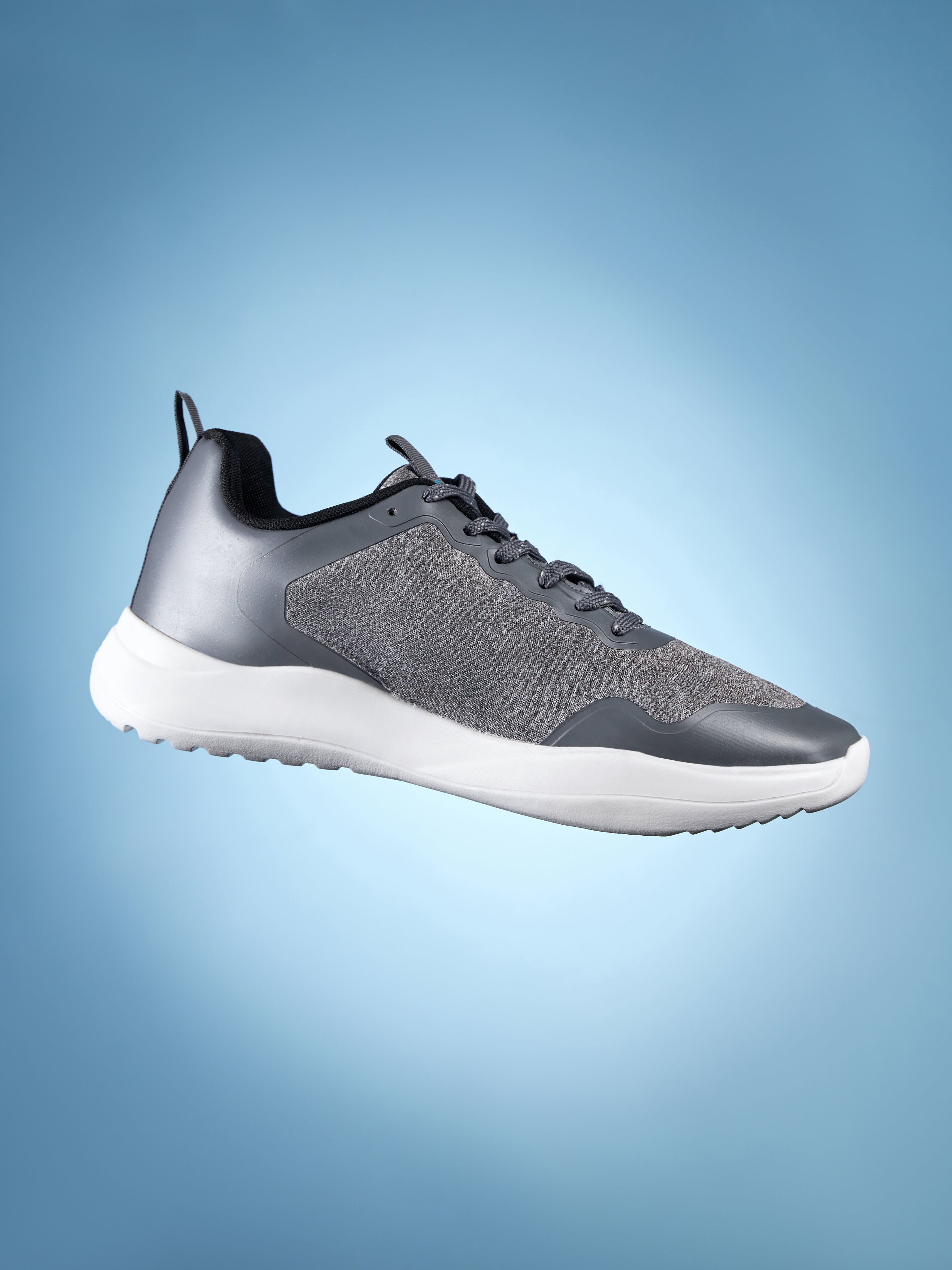 cult Charged Men Running Shoes