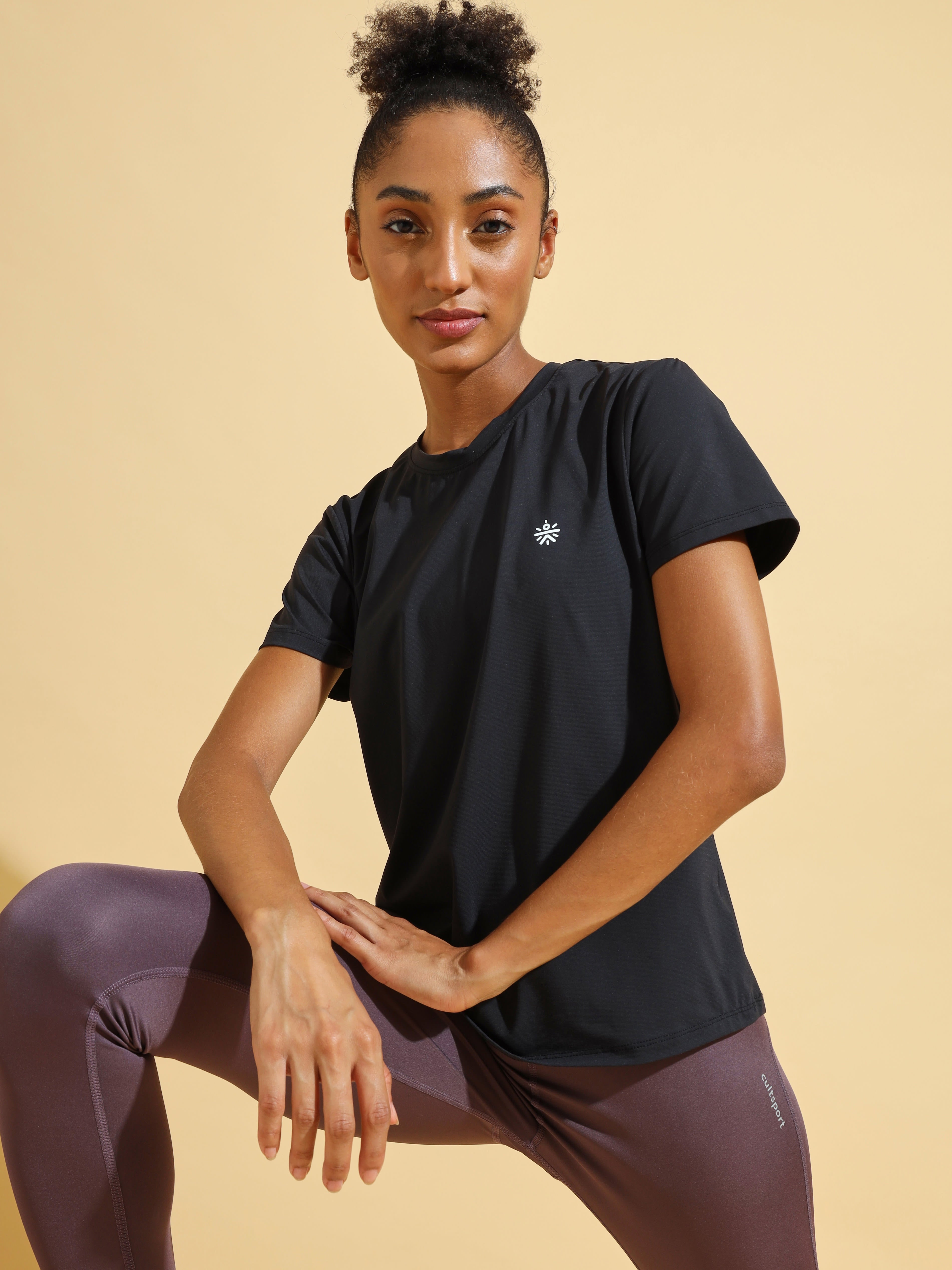 Solid Active T-shirt with Logo