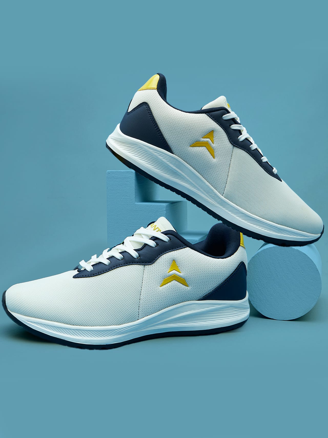 Avant Men's Mach Walking Shoes-White/Navy