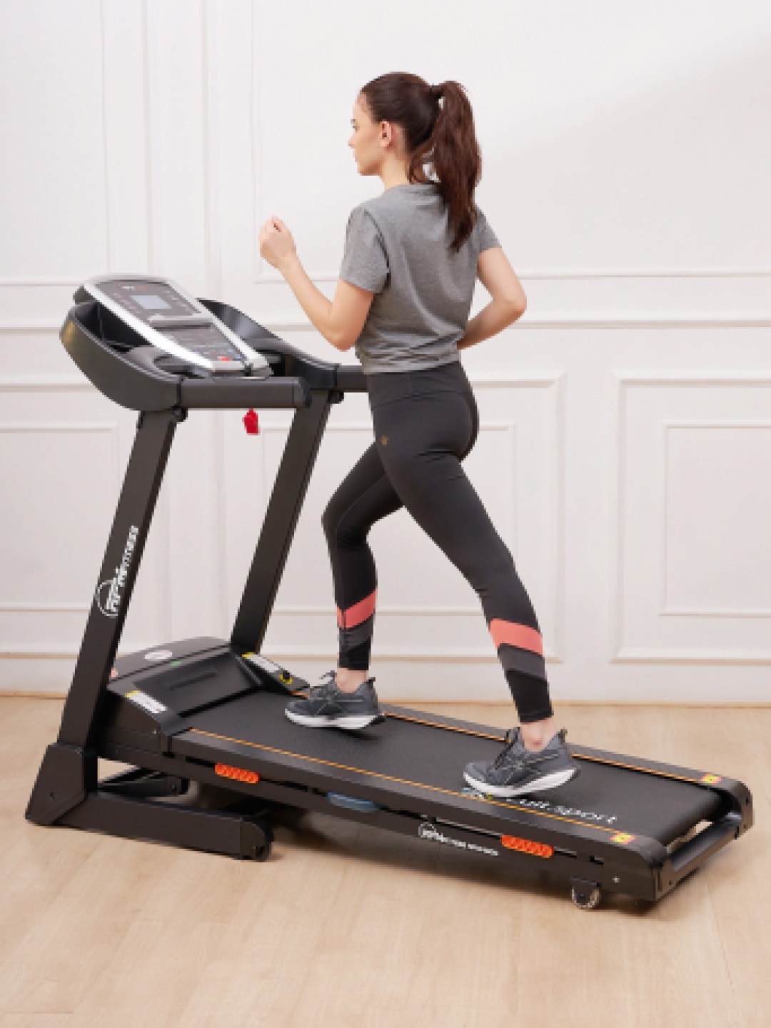 RPM4000 4.5 HP Peak Treadmill | 15-level Auto-Incline | Max Weight-110kg | Max Speed-16kmph (with 6 Months extended warranty)